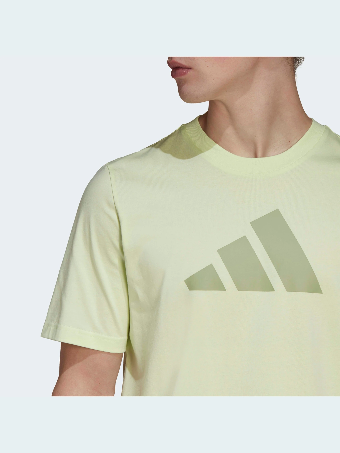 Футболки и поло Adidas модель HF4758 Футболки и поло Adidas модель HF4758 Фото
