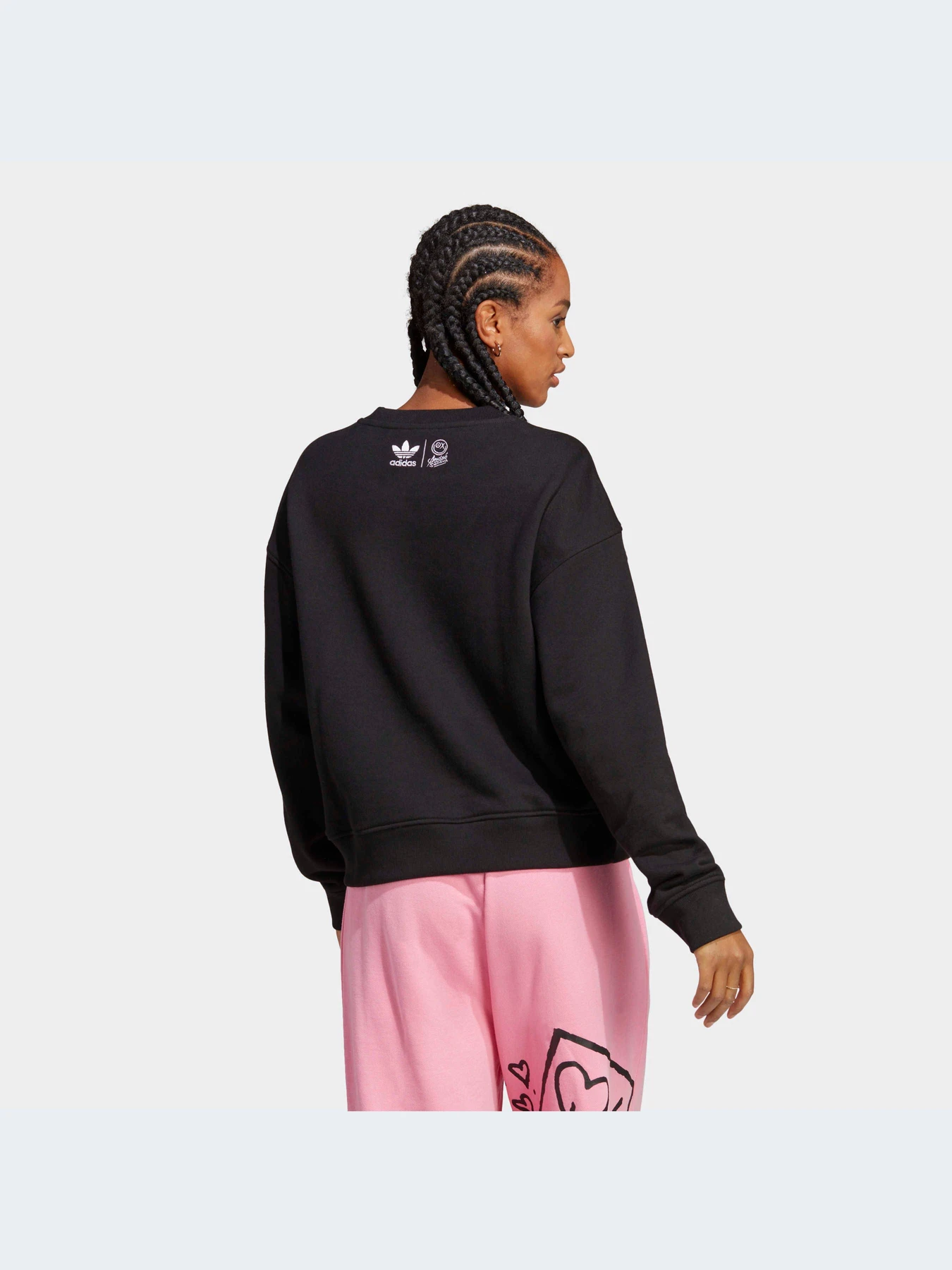 Худи и свитшоты Adidas Graphics модель HY4267 Худи и свитшоты Adidas Graphics модель HY4267 Фото