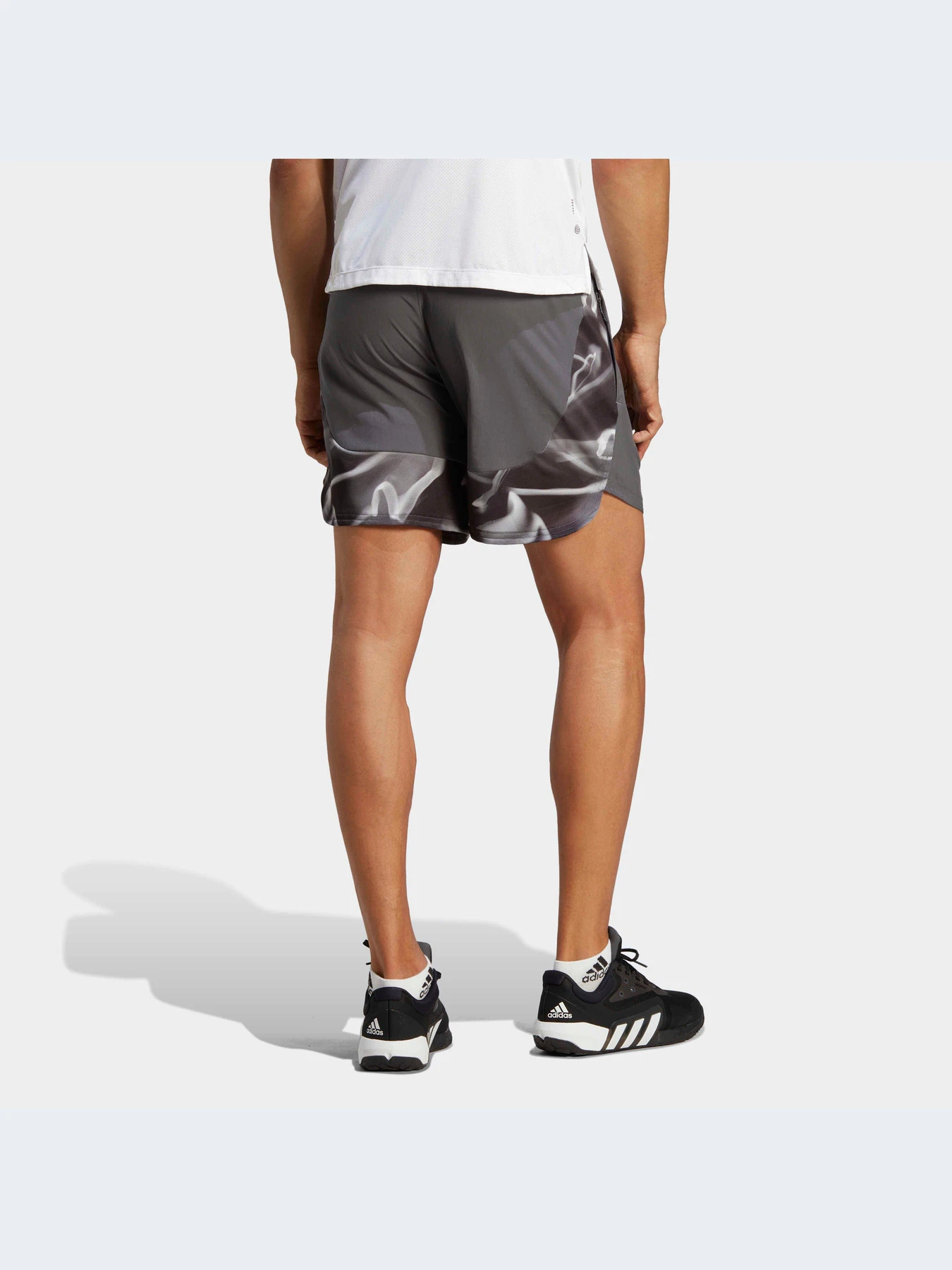 Шорты Adidas модель IB7913 Фото