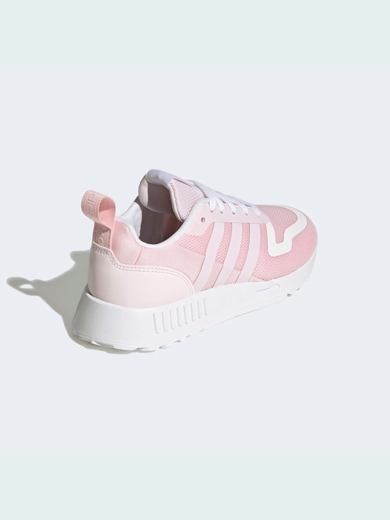 Кроссовки Adidas модель GX4813 Кроссовки Adidas модель GX4813 Фото