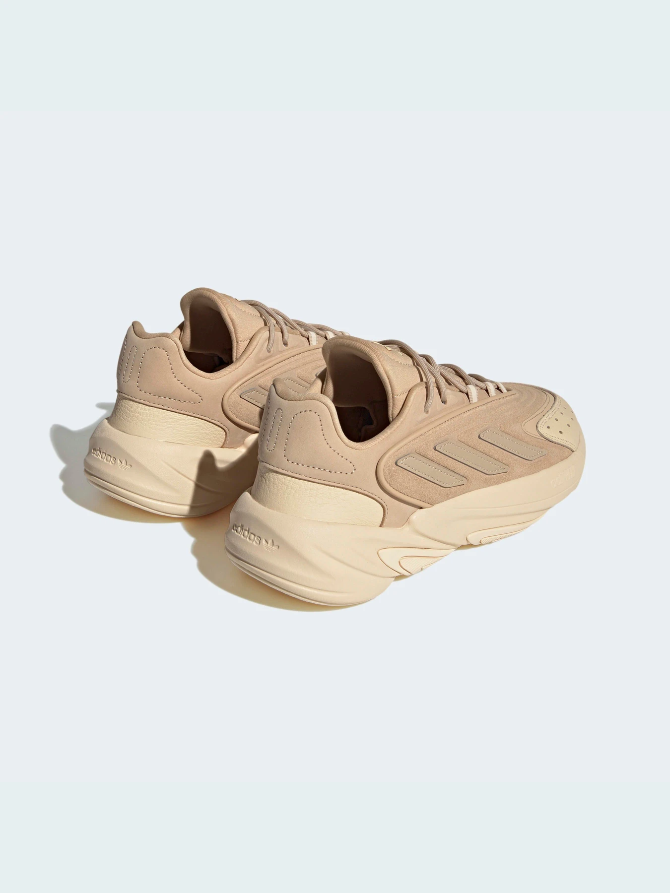 Кроссовки Adidas Ozweego модель HP6356 Кроссовки Adidas Ozweego модель HP6356 Фото