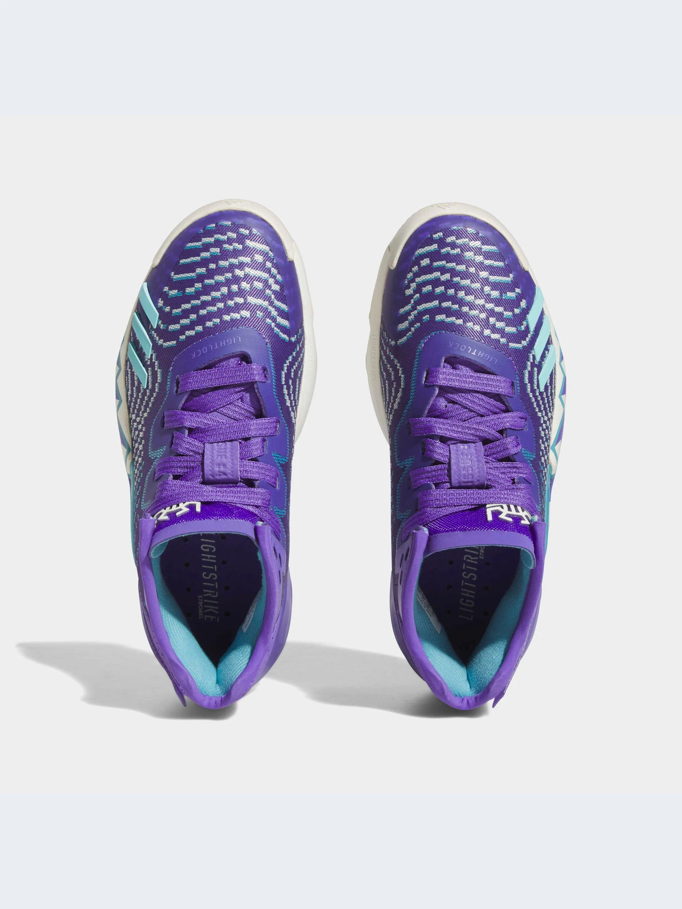 Кроссовки Adidas модель HQ3449 Кроссовки Adidas модель HQ3449 Фото