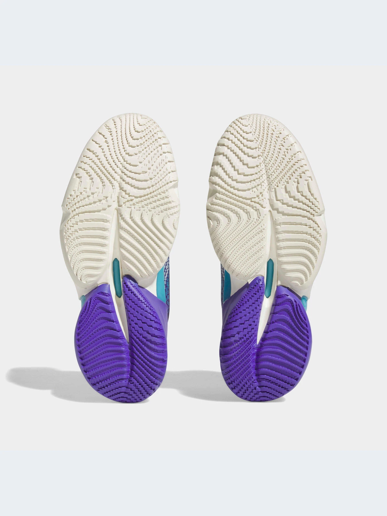 Кроссовки Adidas модель HQ3449 Кроссовки Adidas модель HQ3449 Фото
