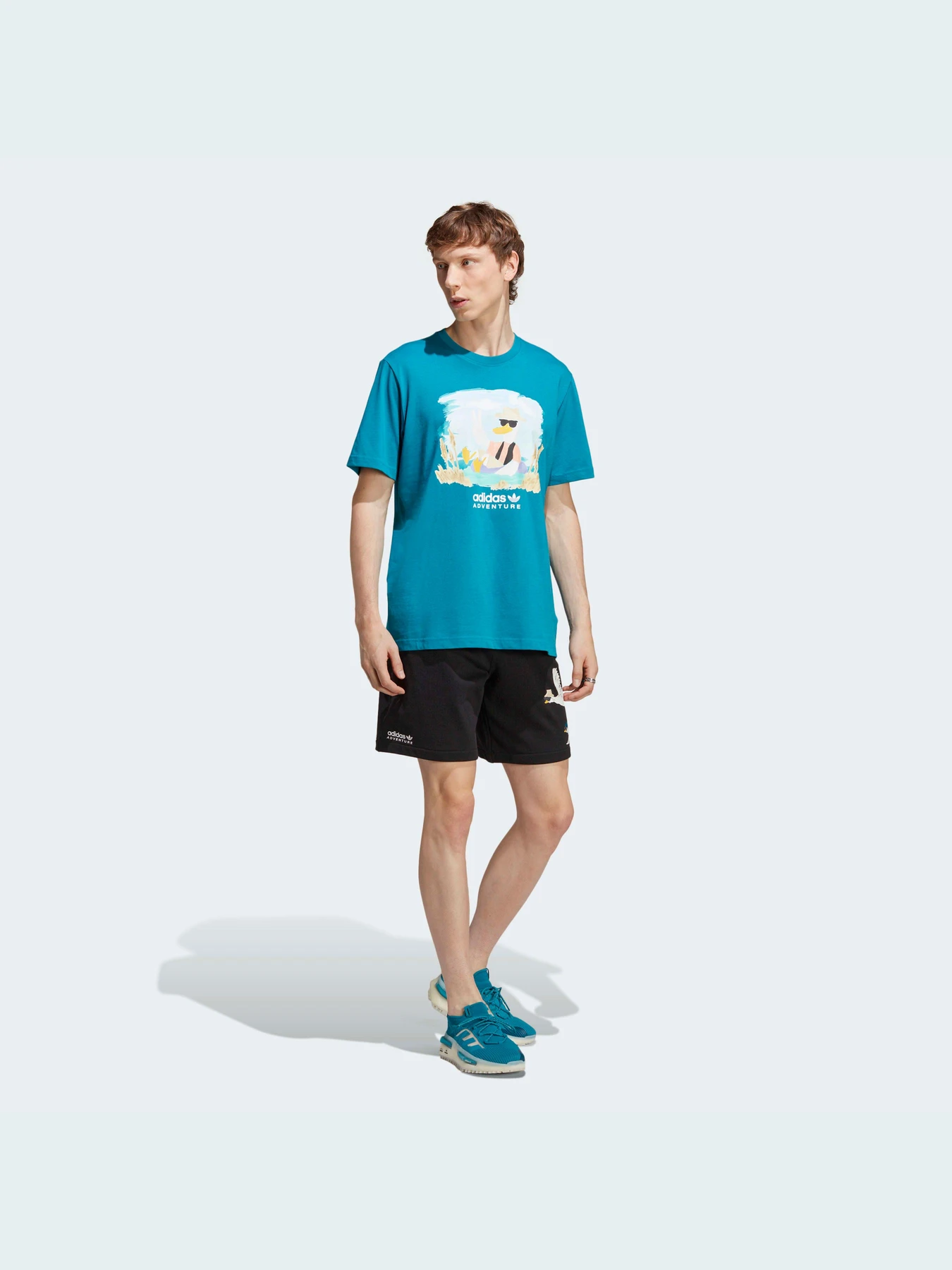 Футболки и поло Adidas Graphics модель HZ1146 Футболки и поло Adidas Graphics модель HZ1146 Фото