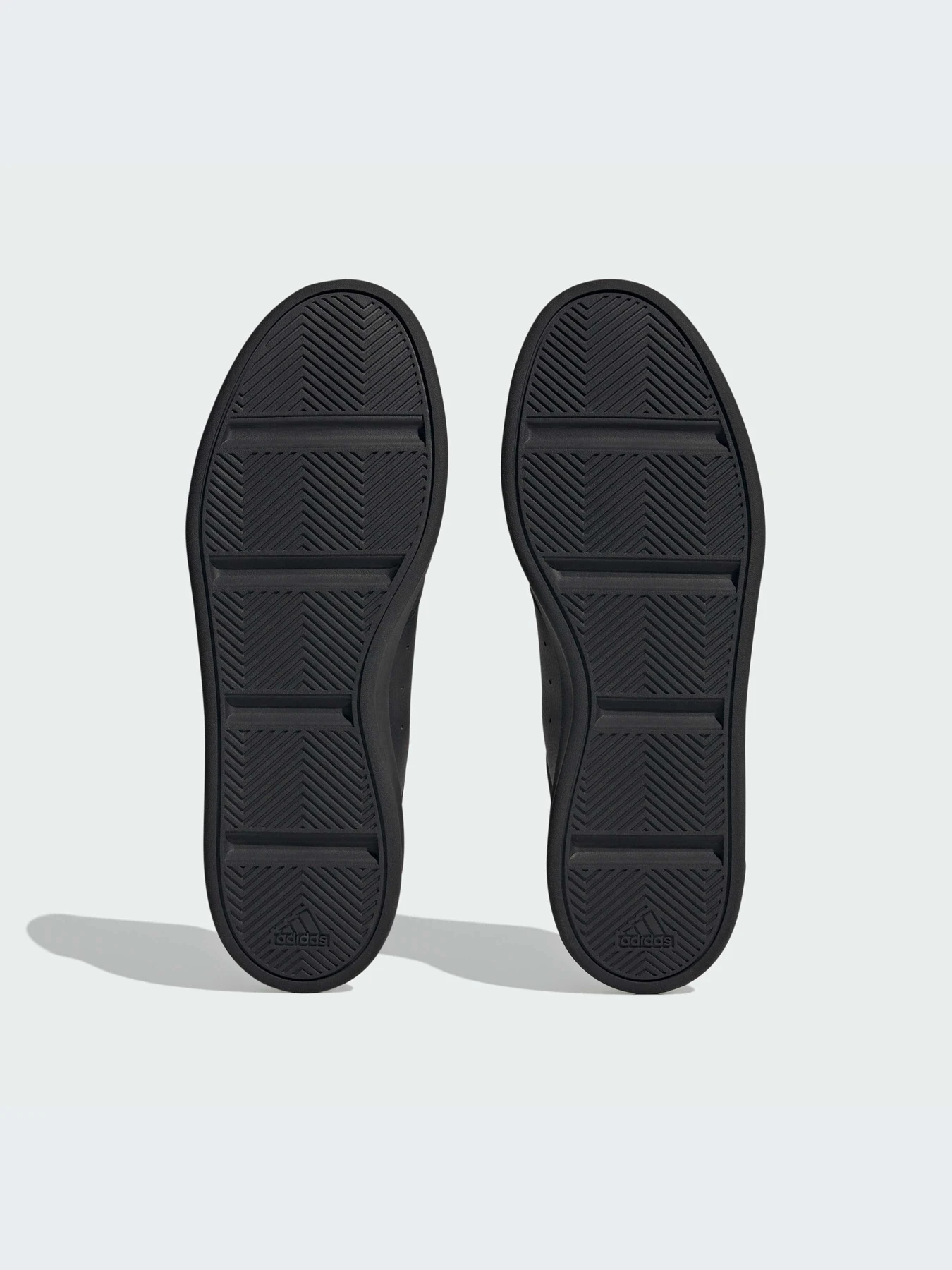 Кросівки Adidas модель IF3000 Фото