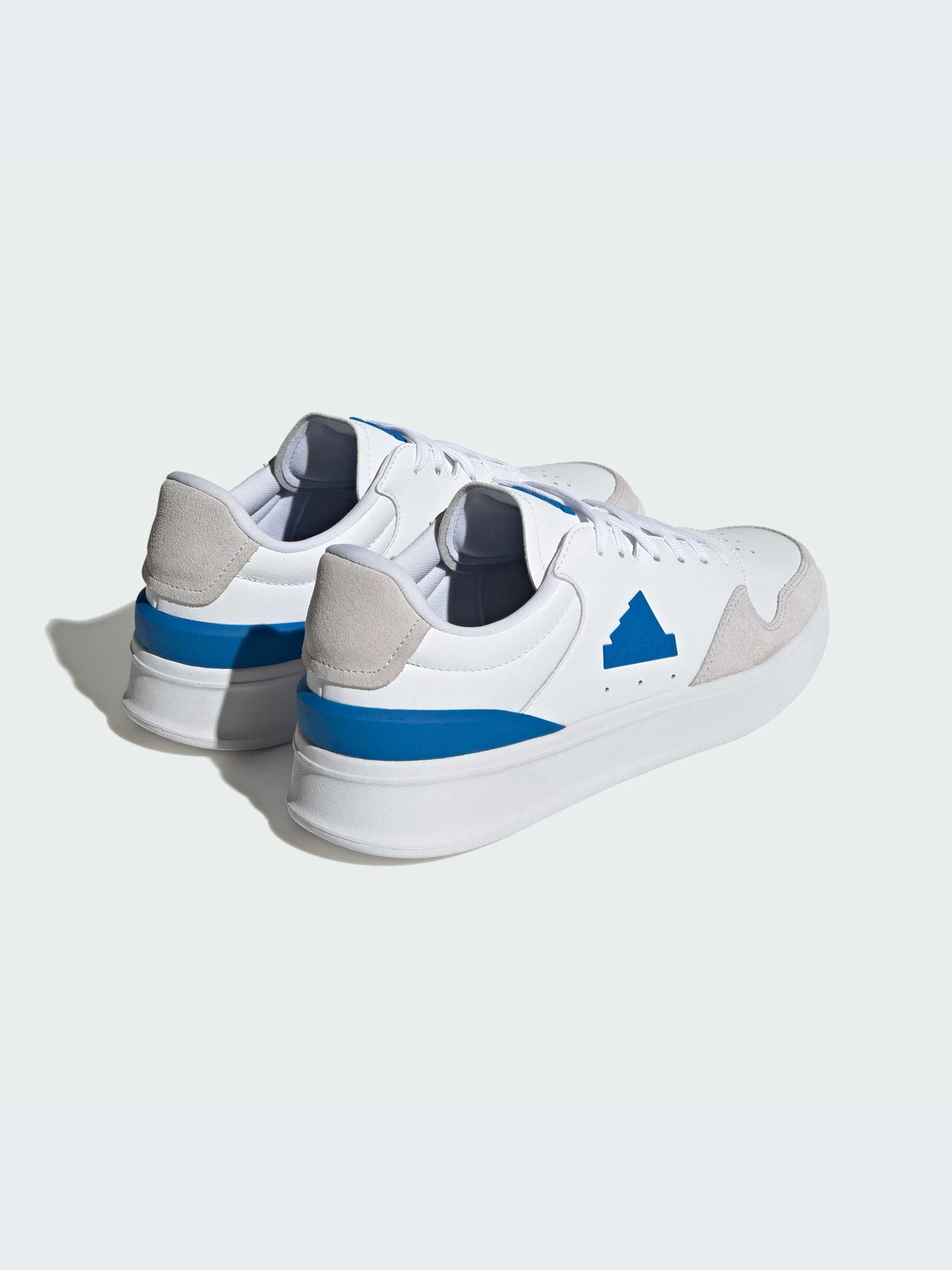 Кроссовки Adidas модель IG9820 Кроссовки Adidas модель IG9820 Фото
