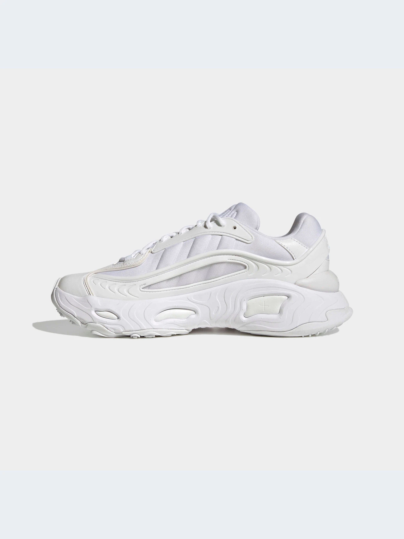 Кроссовки Adidas Ozweego модель GX4505 Кроссовки Adidas Ozweego модель GX4505 Фото