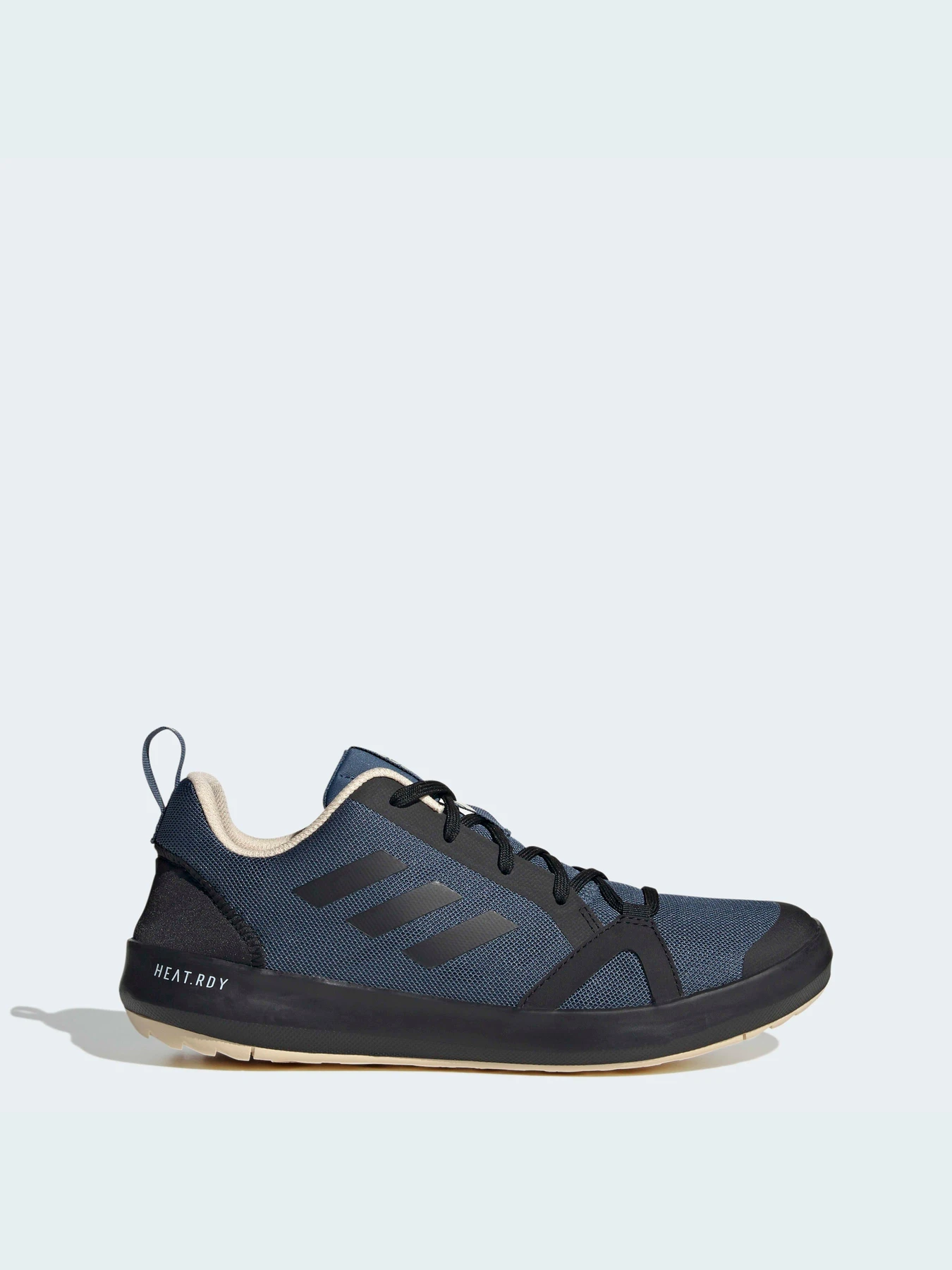 Кроссовки Adidas модель HP8642 Кроссовки Adidas модель HP8642 Фото