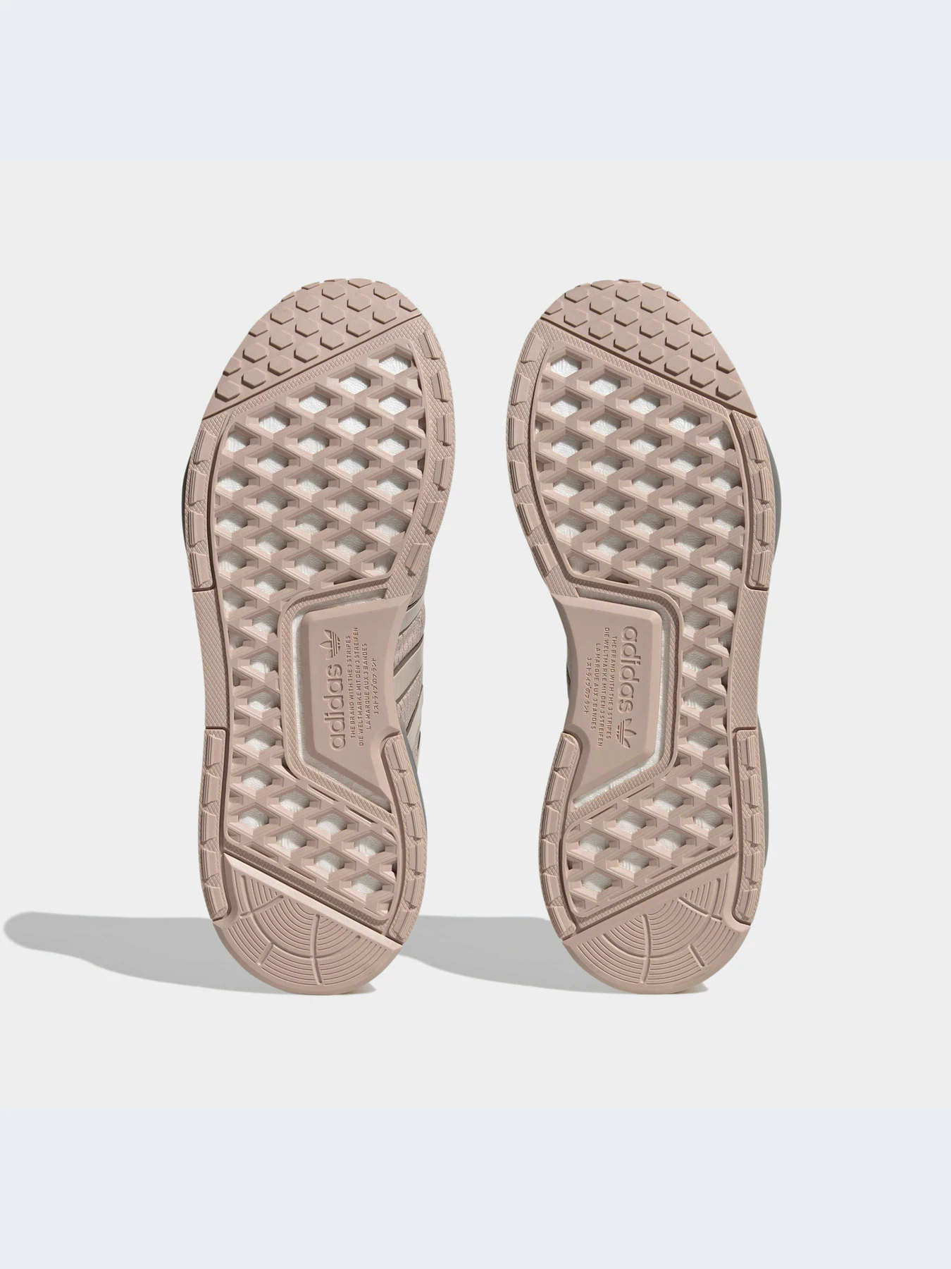 Кросівки Adidas NMD модель FZ6496 Фото