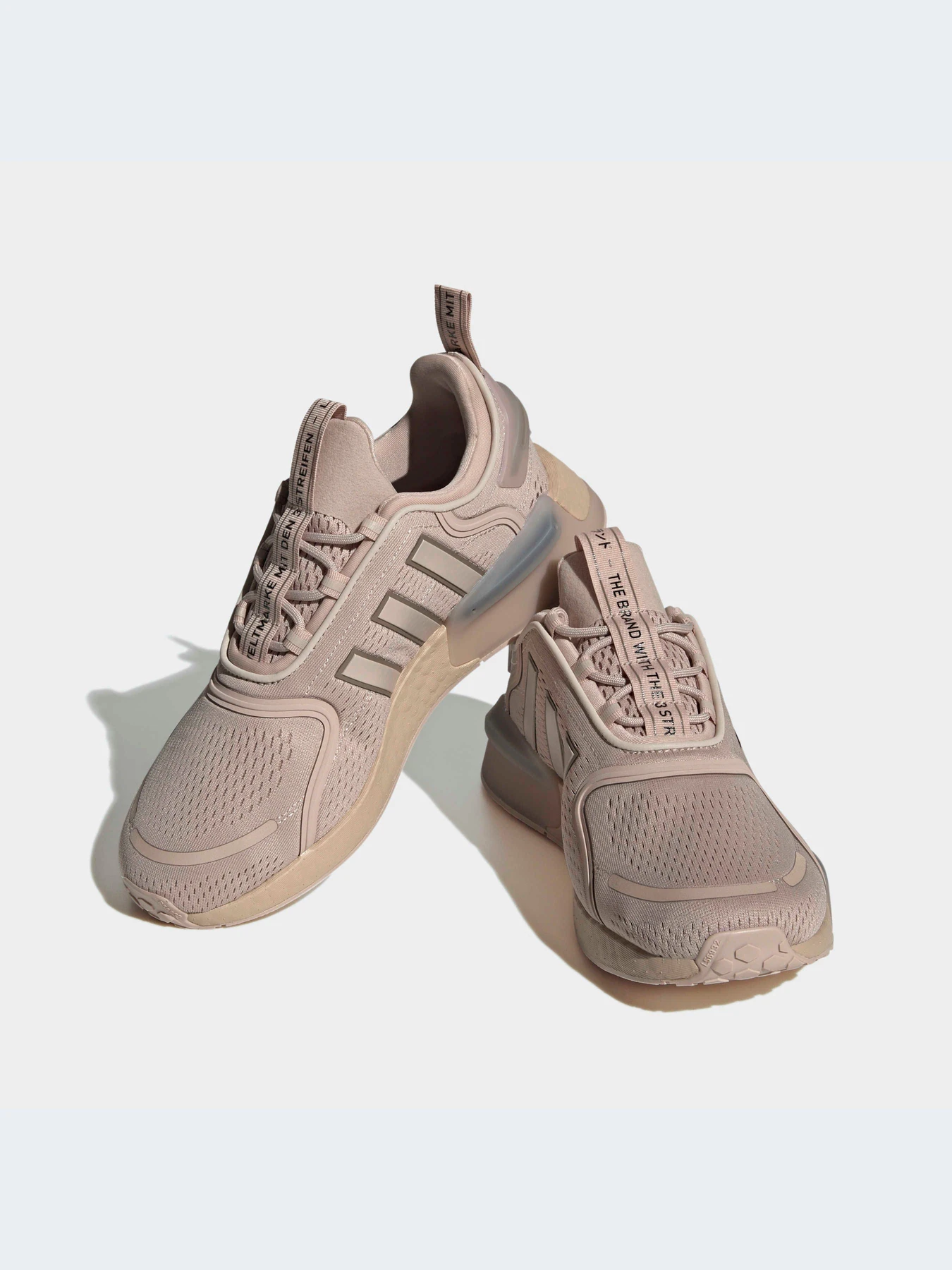Кросівки Adidas NMD модель FZ6496 Фото