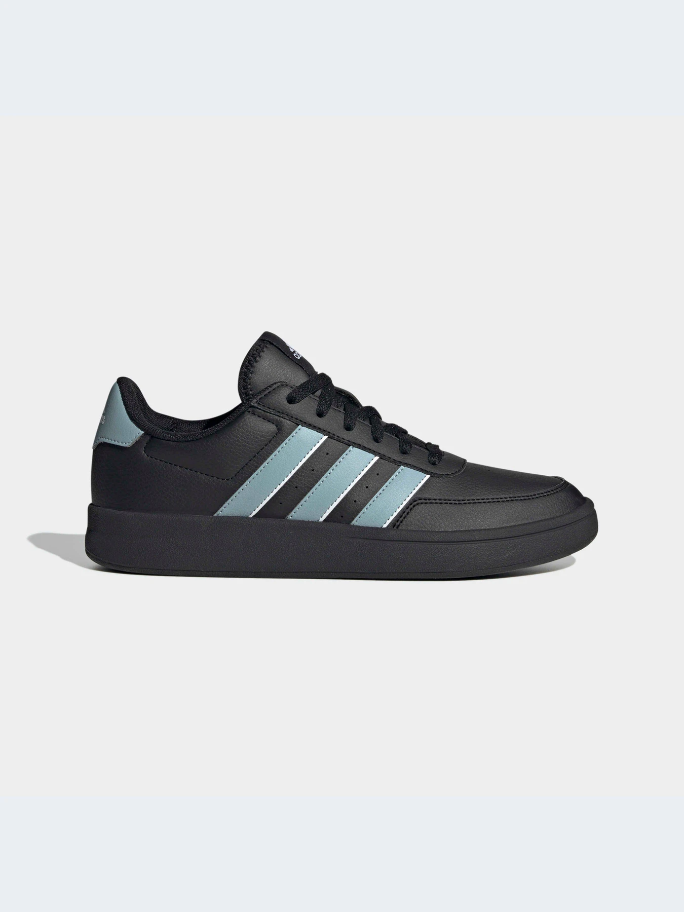 Кроссовки Adidas модель HP9406 Кроссовки Adidas модель HP9406 Фото