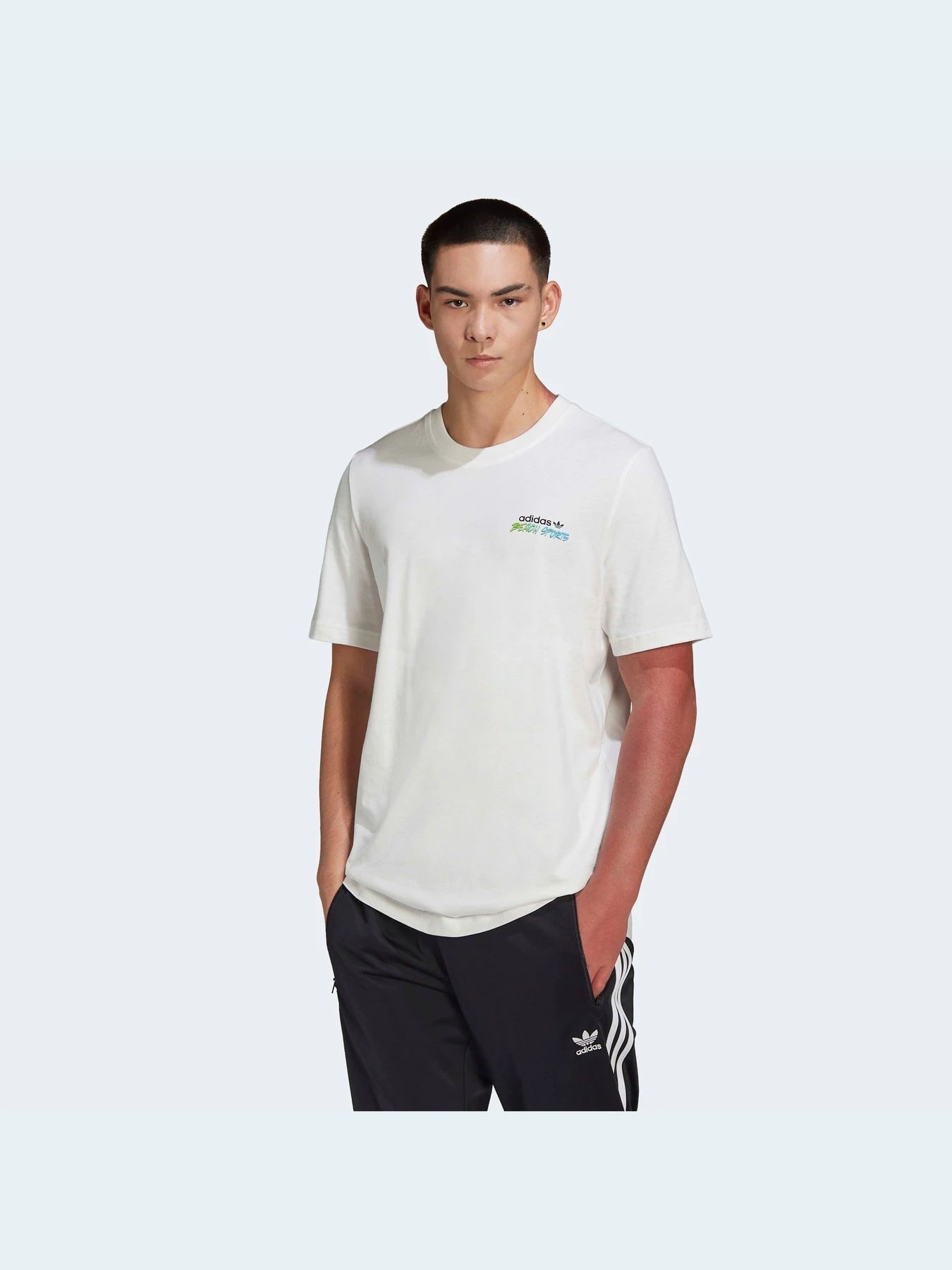 Футболки и поло Adidas Graphics модель HC7143 Футболки и поло Adidas Graphics модель HC7143 Фото