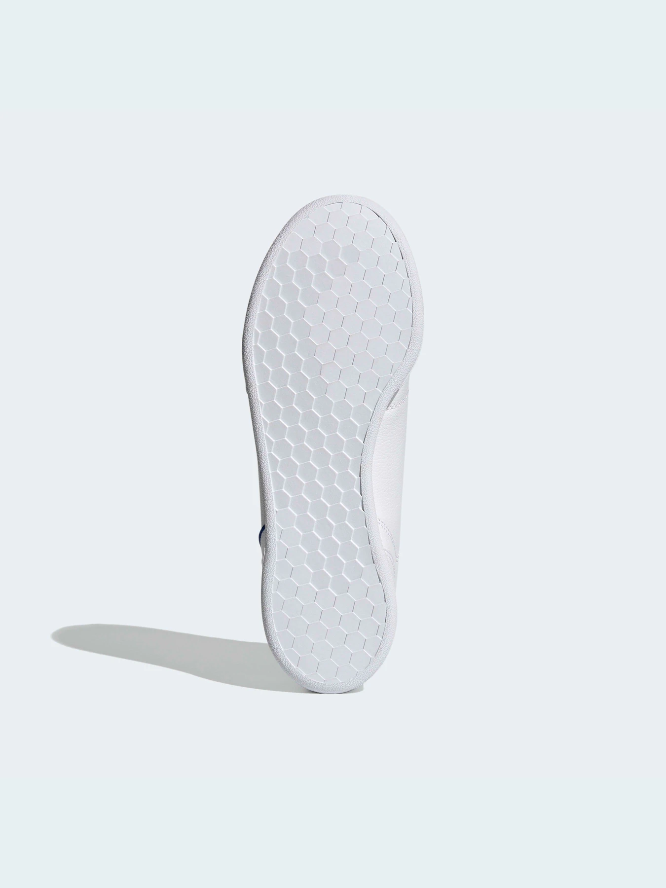 Кроссовки Adidas модель FY8633 Кроссовки Adidas модель FY8633 Фото
