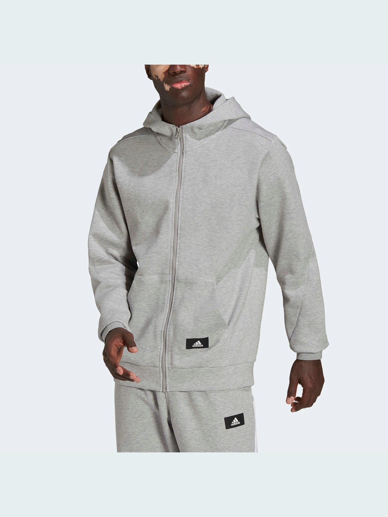 Худи и свитшоты Adidas модель HE2224 Худи и свитшоты Adidas модель HE2224 Фото