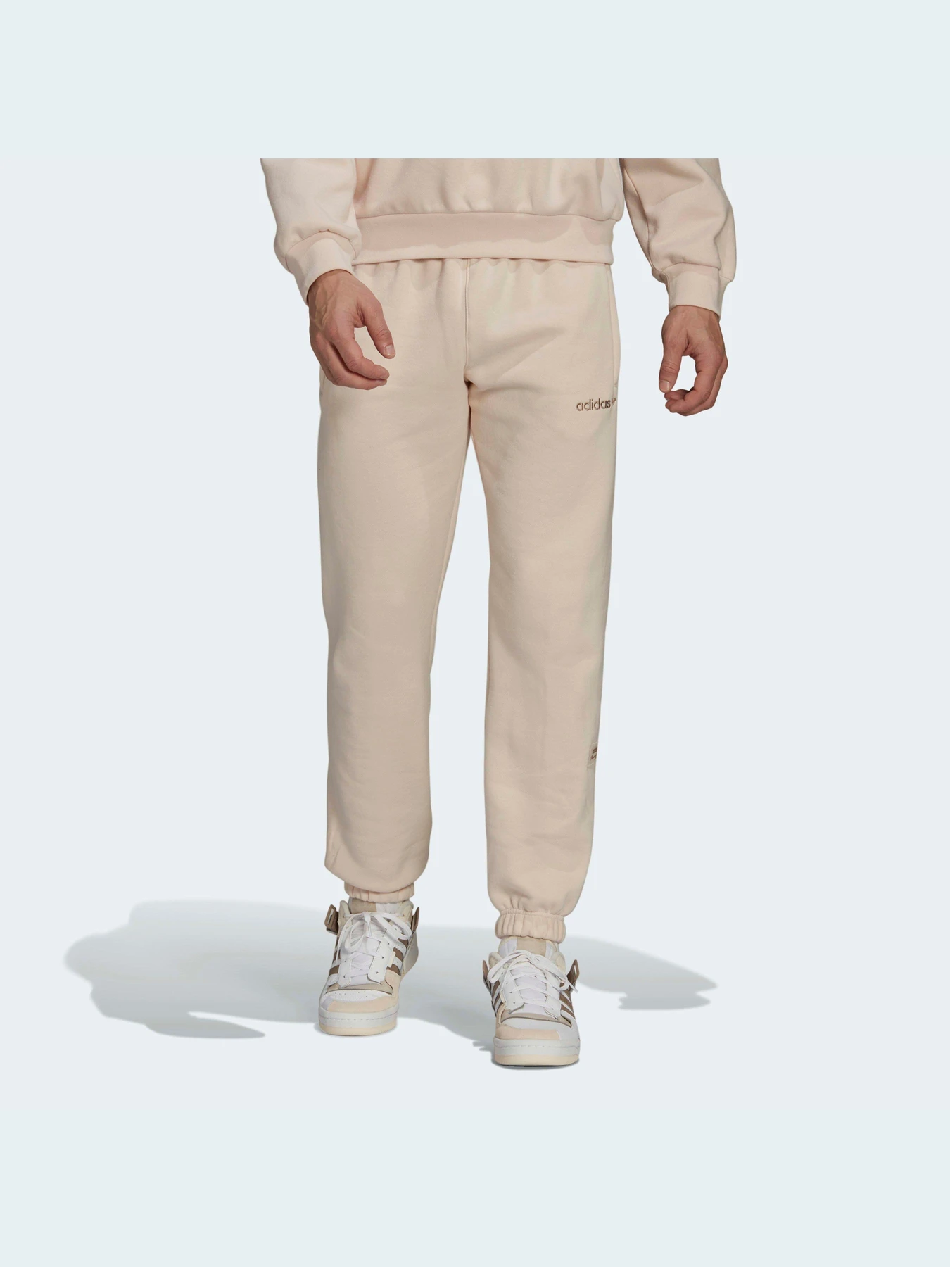 Брюки Adidas модель HM2671 Брюки Adidas модель HM2671 Фото