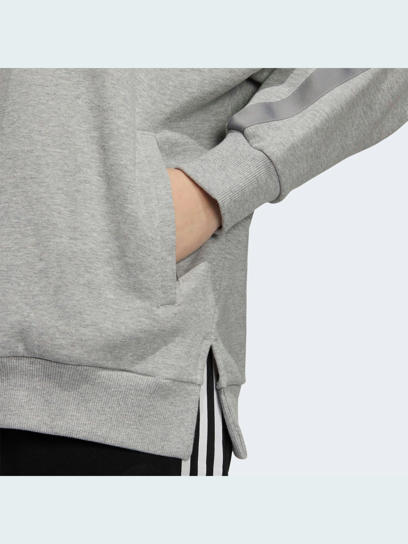 Худи и свитшоты Adidas модель HC2542 Худи и свитшоты Adidas модель HC2542 Фото