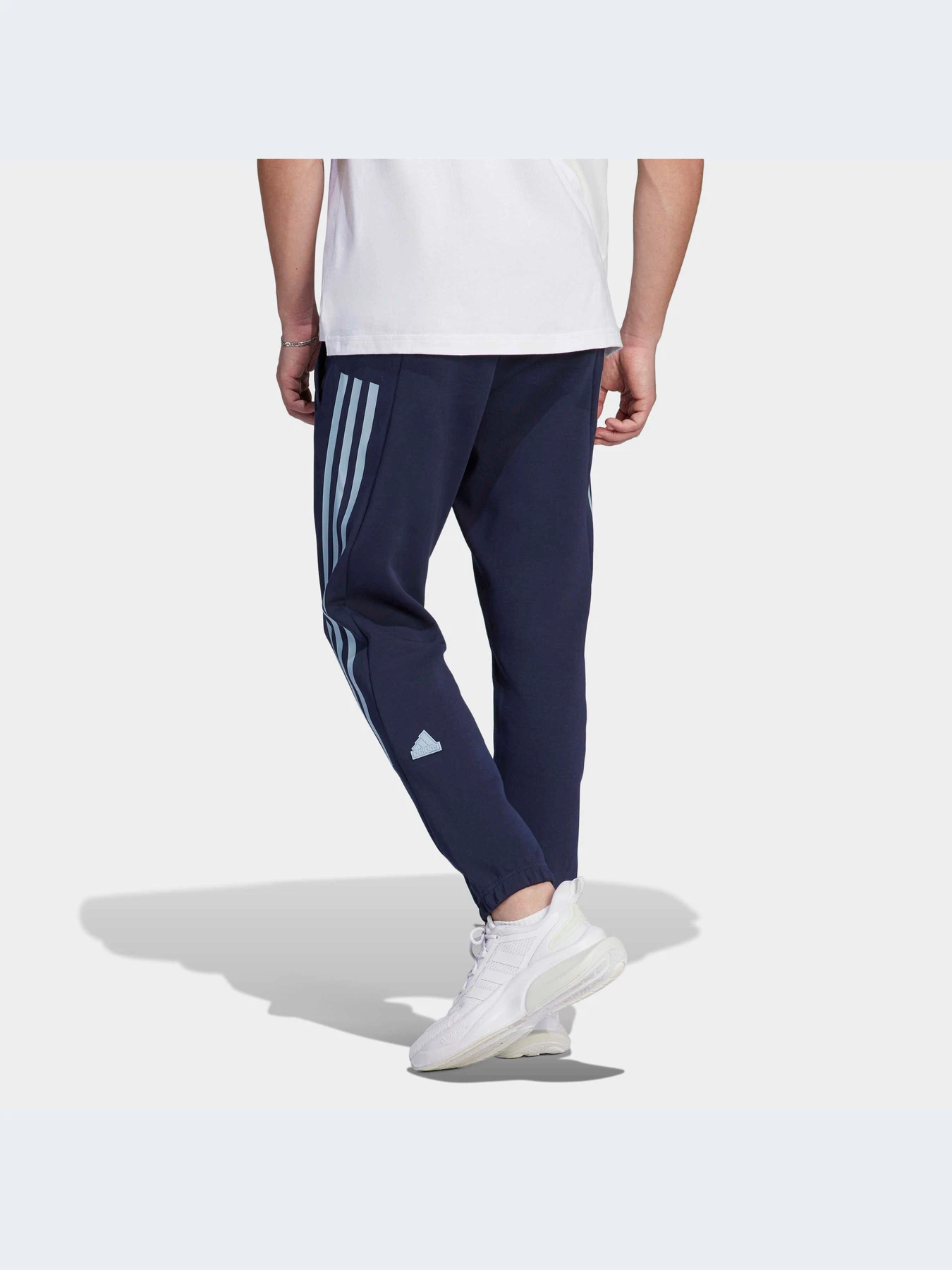Брюки Adidas 3 Stripes модель IJ6373 Брюки Adidas 3 Stripes модель IJ6373 Фото