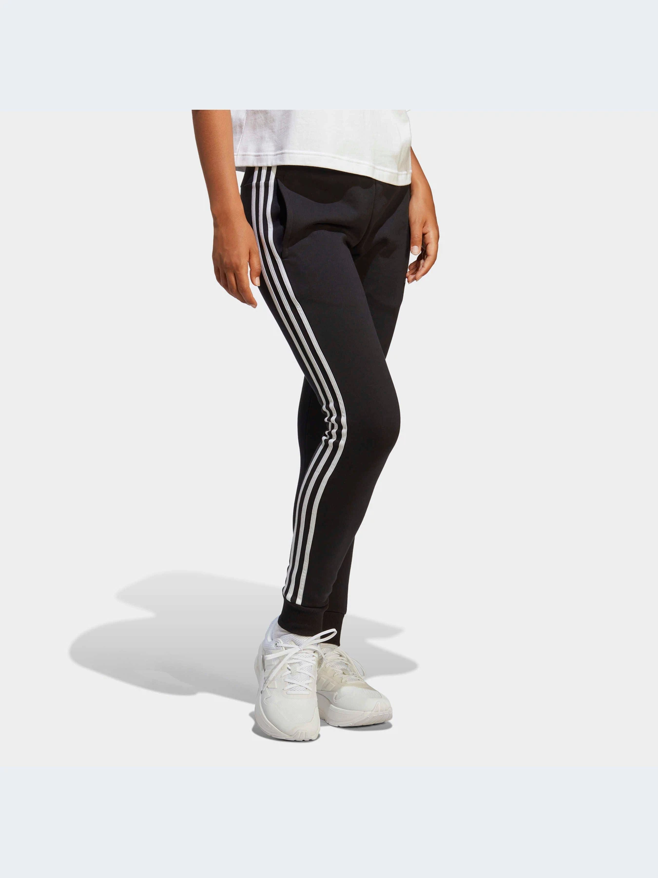 Брюки Adidas модель IC8770 Фото