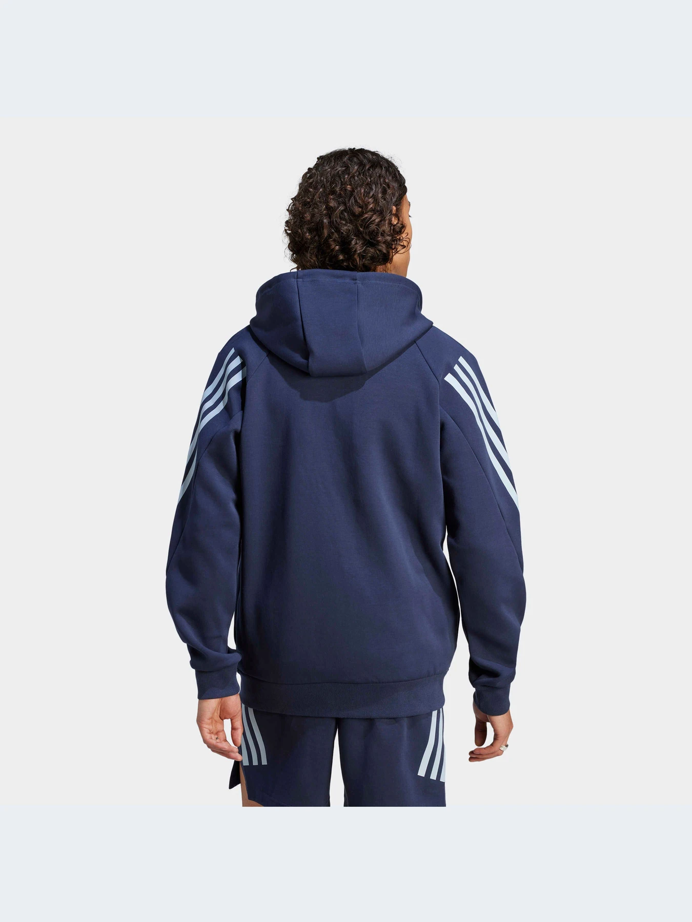 Худи и свитшоты Adidas 3 Stripes модель IJ8879 Фото