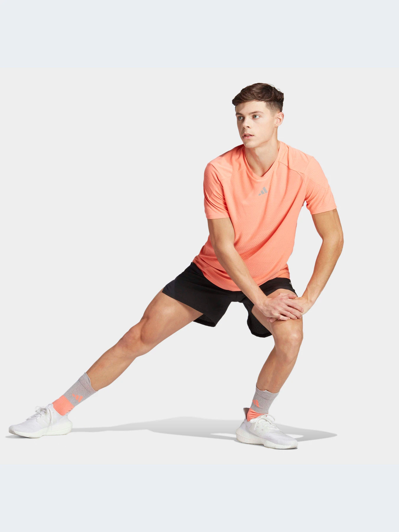 Футболки и поло Adidas модель IB7381 Футболки и поло Adidas модель IB7381 Фото