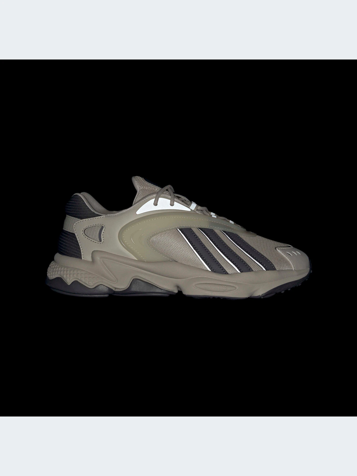 Кроссовки Adidas Ozweego модель GZ9409 Фото