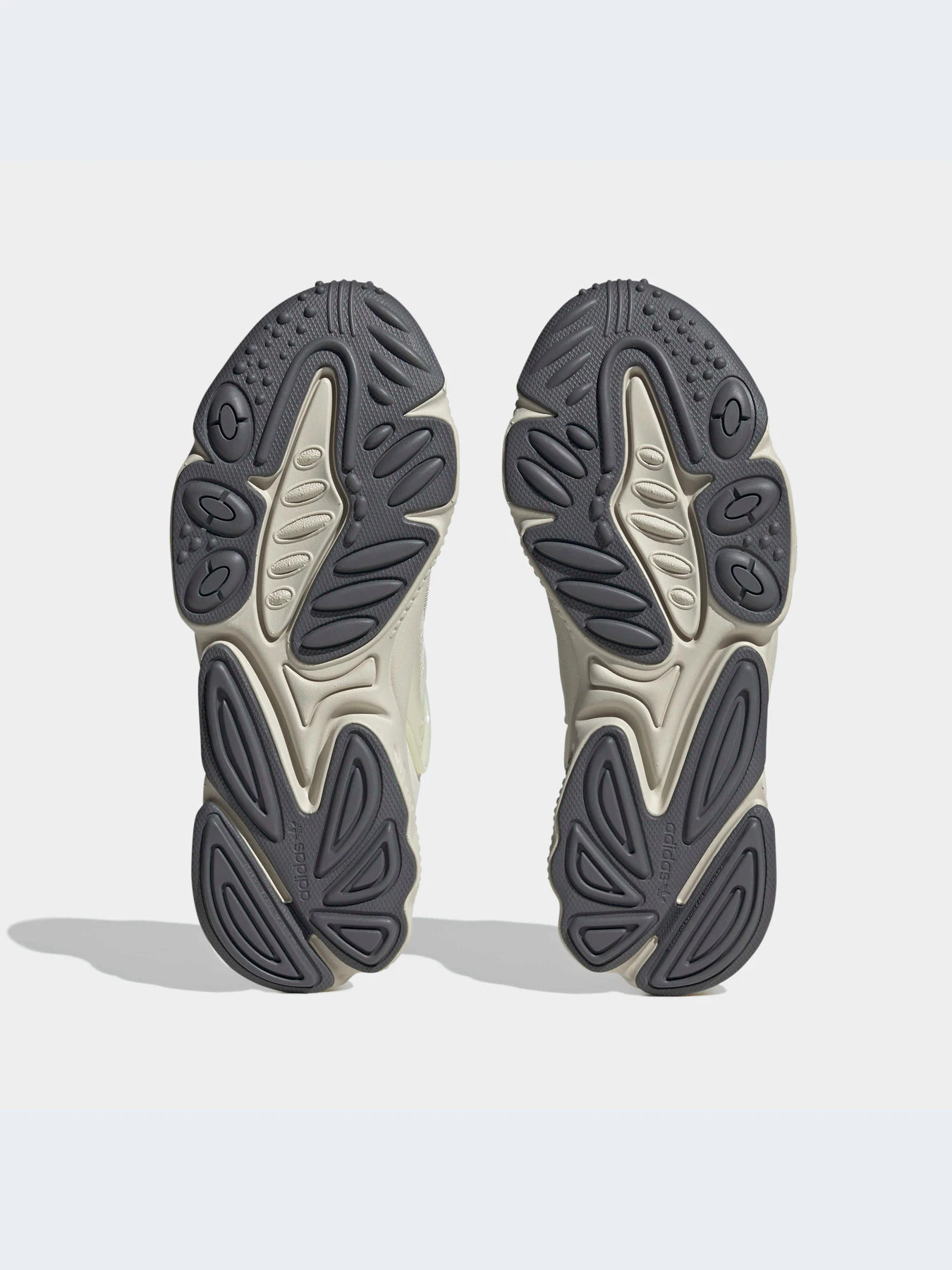 Кроссовки Adidas Ozweego модель GZ9409 Фото