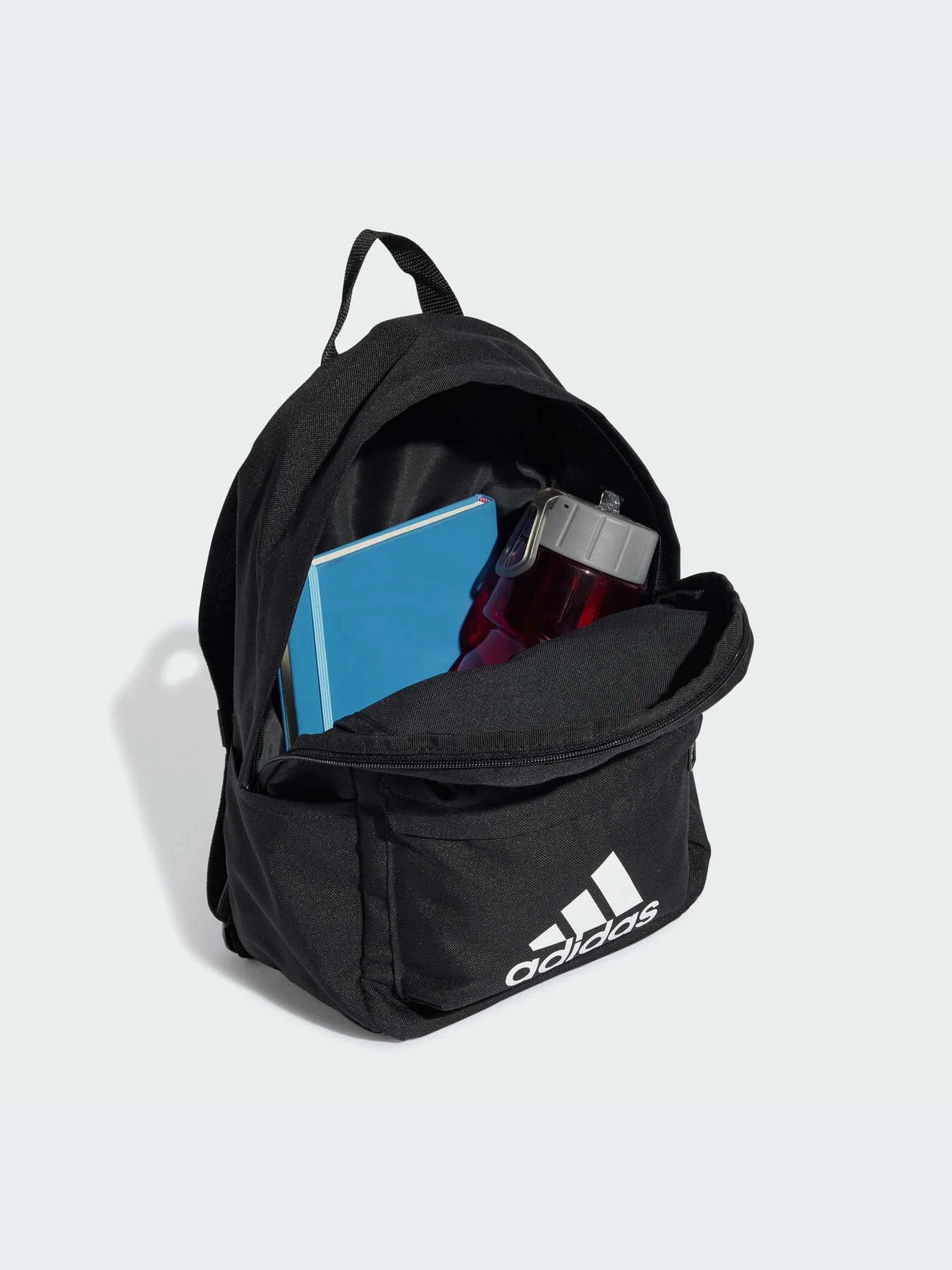 Рюкзаки Adidas модель HM5027 Рюкзаки Adidas модель HM5027 Фото