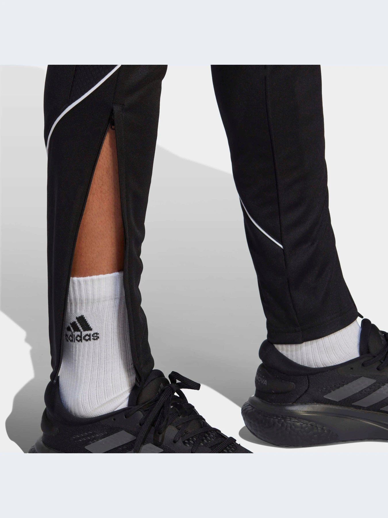 Брюки Adidas Tiro модель HS7232 Фото