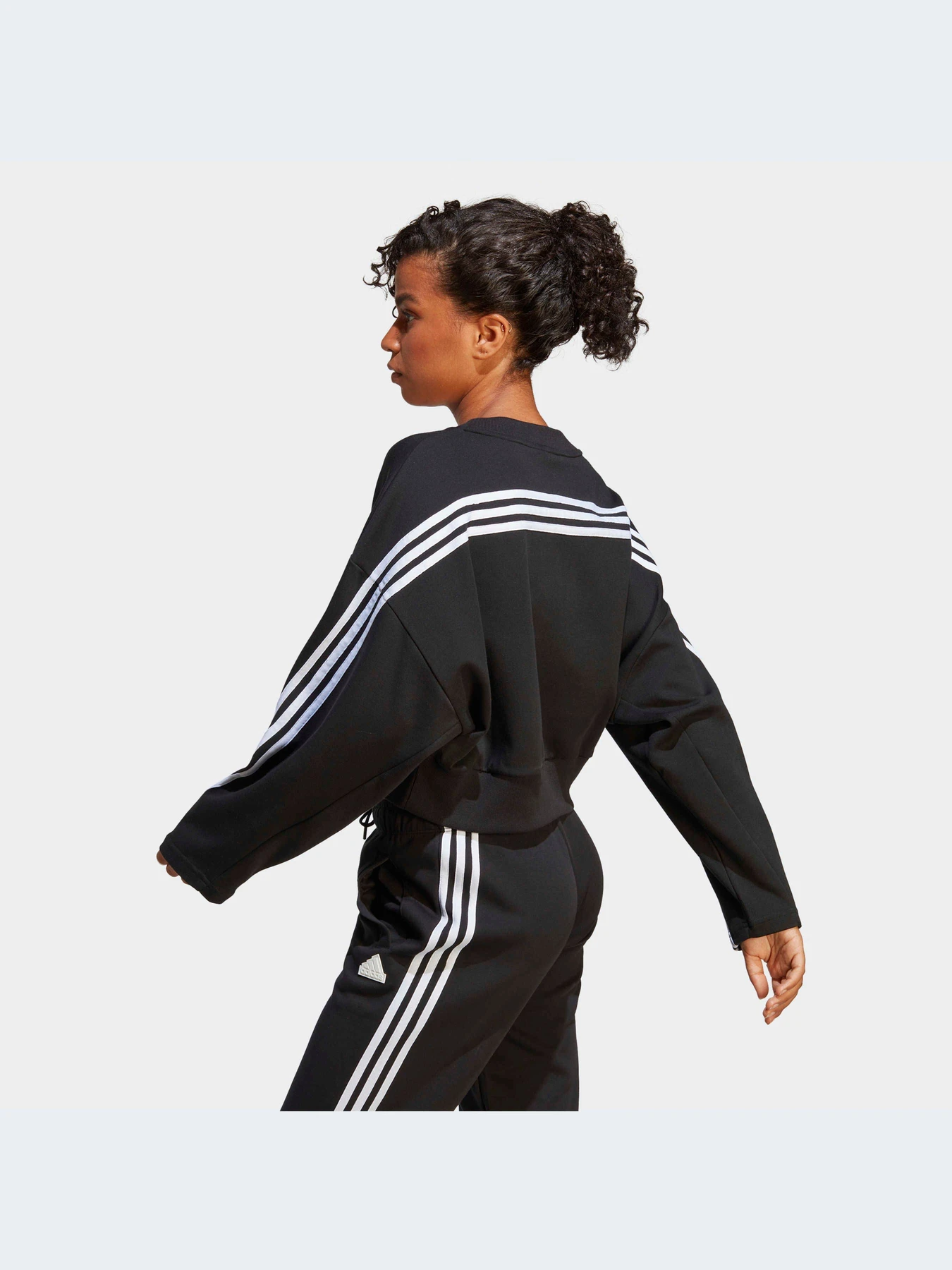 Худі та світшоти Adidas 3 Stripes модель IB8494 Худі та світшоти Adidas 3 Stripes модель IB8494 Фото