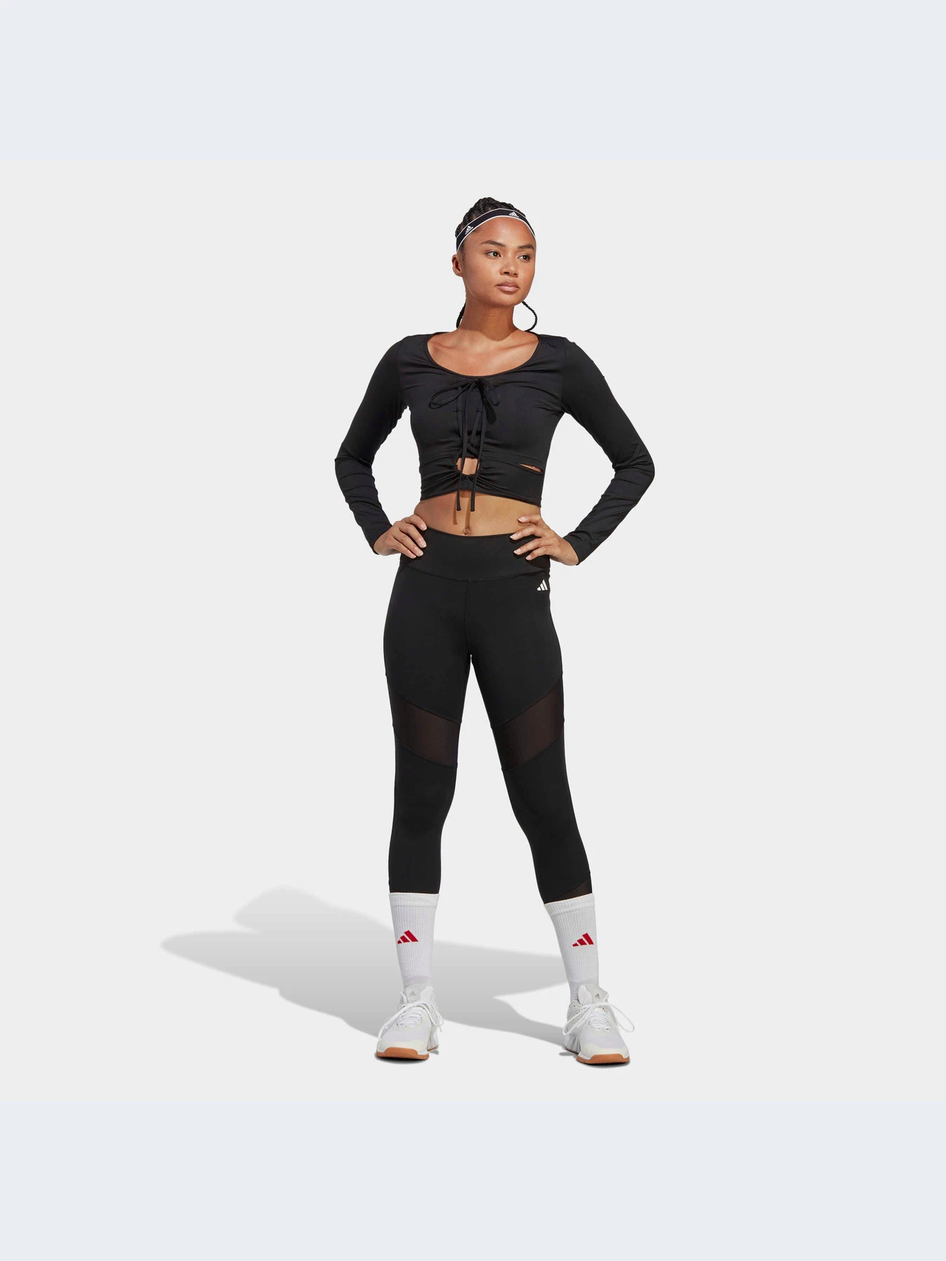 Худи и свитшоты Adidas модель HS2326 Фото