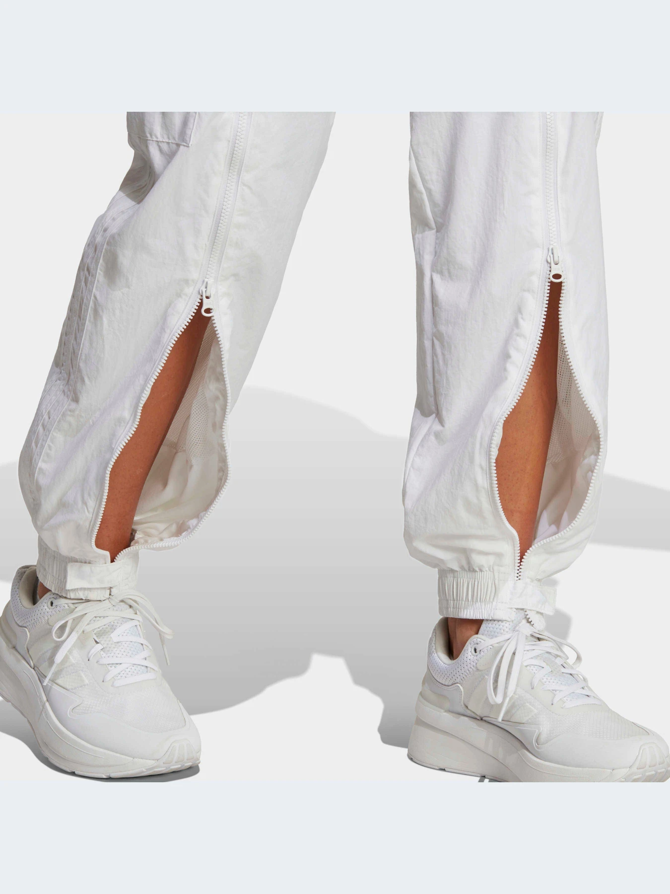 Брюки Adidas модель IC6657 Фото