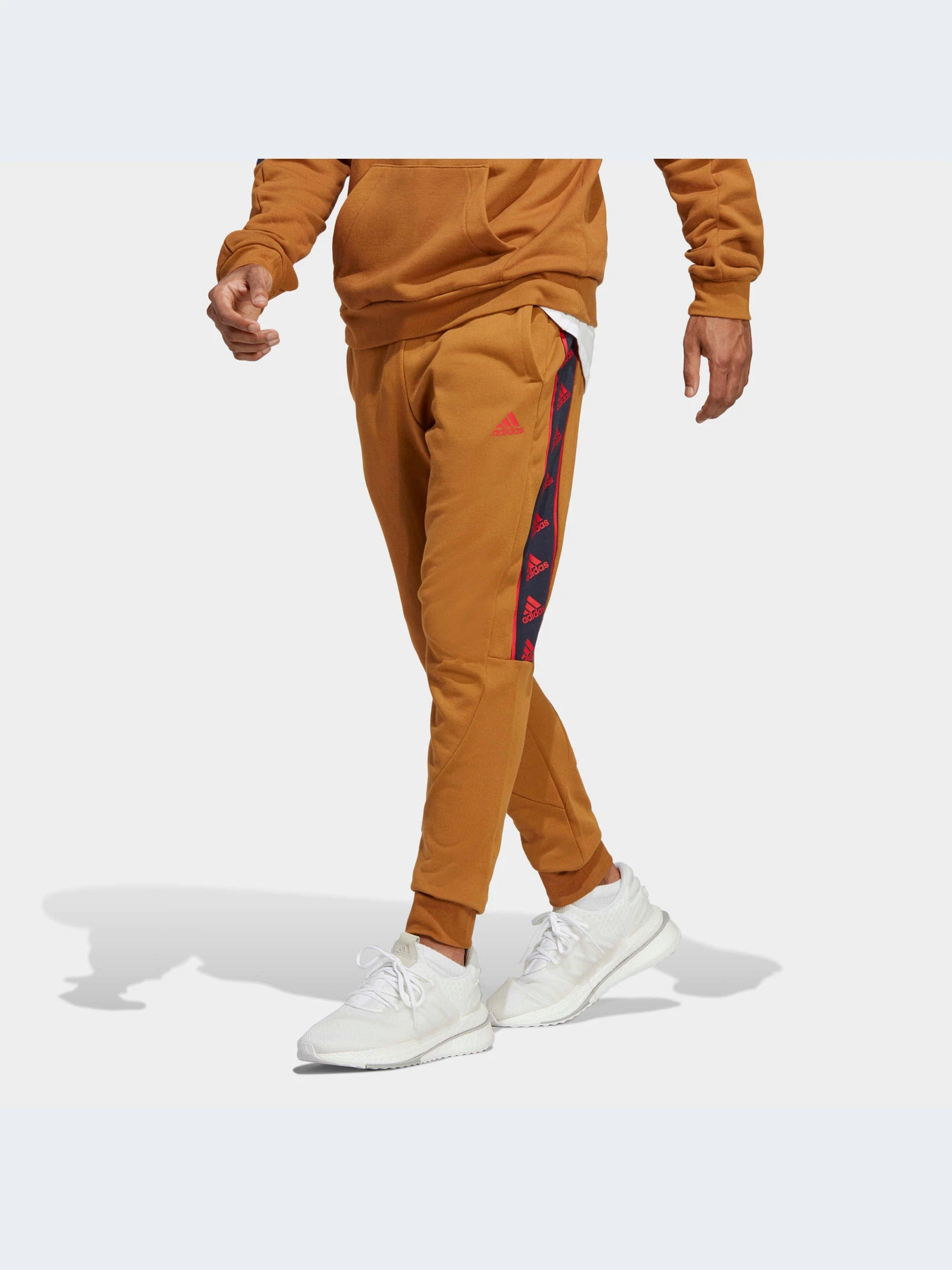 Брюки Adidas модель IC6796 Брюки Adidas модель IC6796 Фото