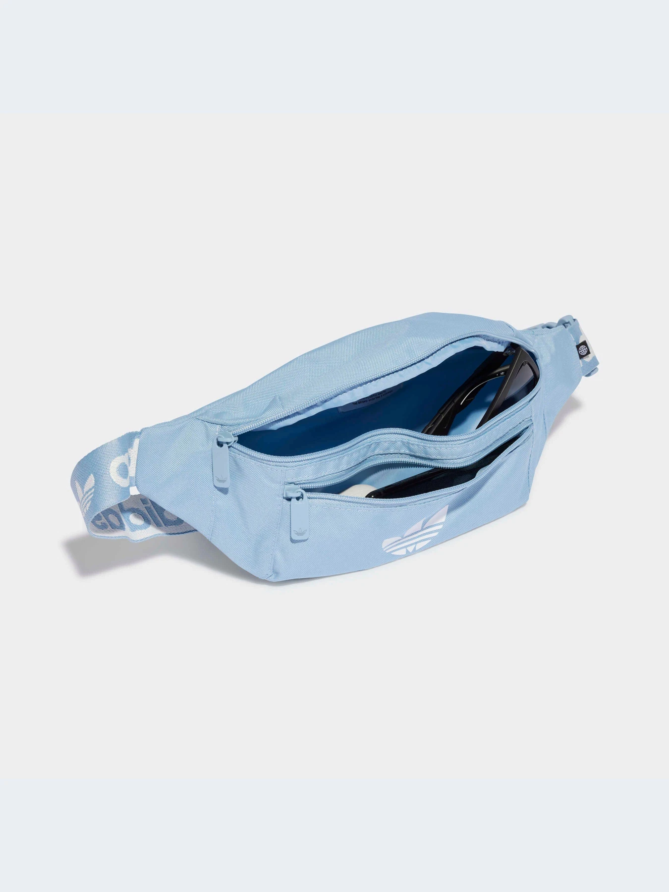 Сумки Adidas Adicolor модель IC8623 Сумки Adidas Adicolor модель IC8623 Фото