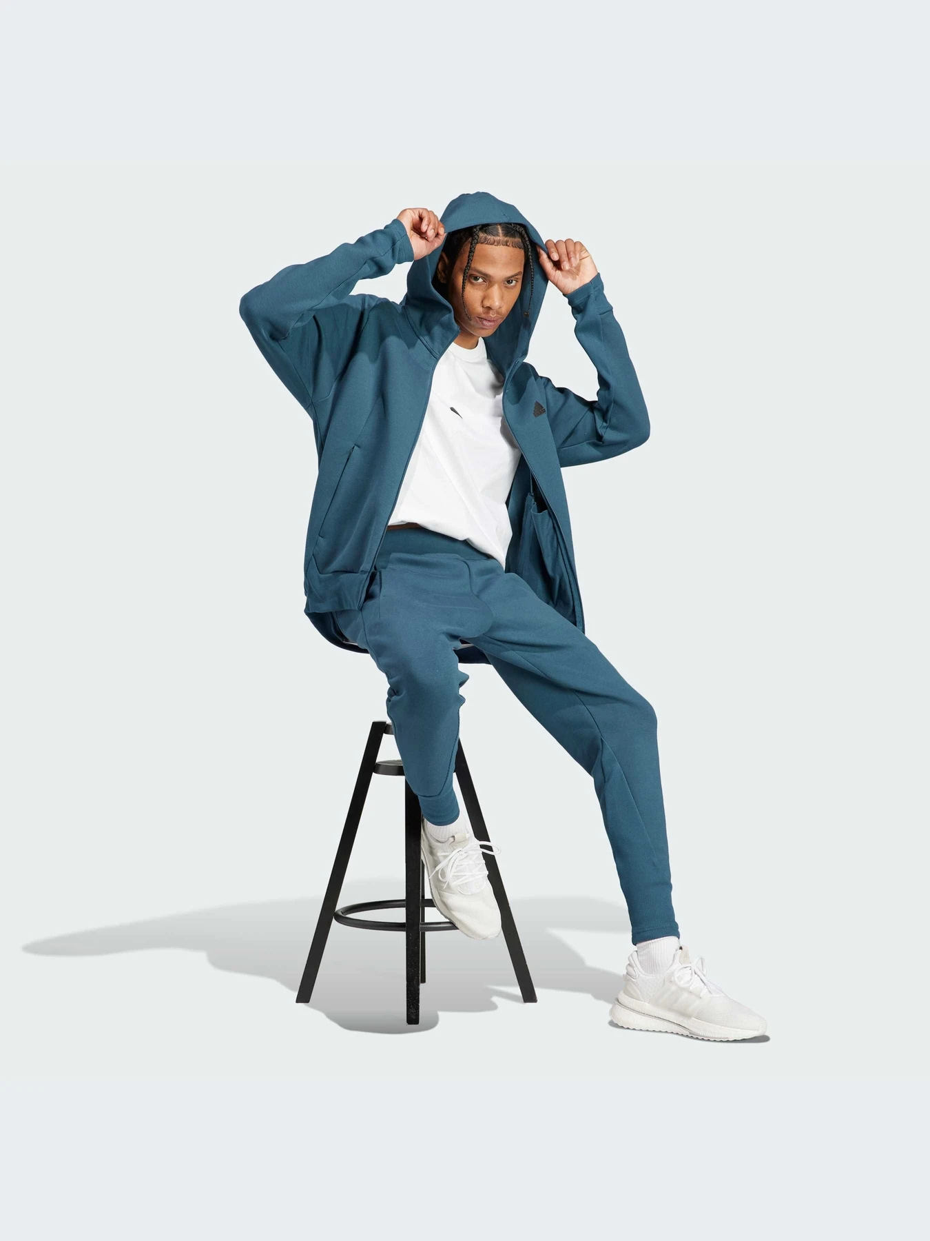 Худи и свитшоты Adidas ZNE модель IN5087 Фото
