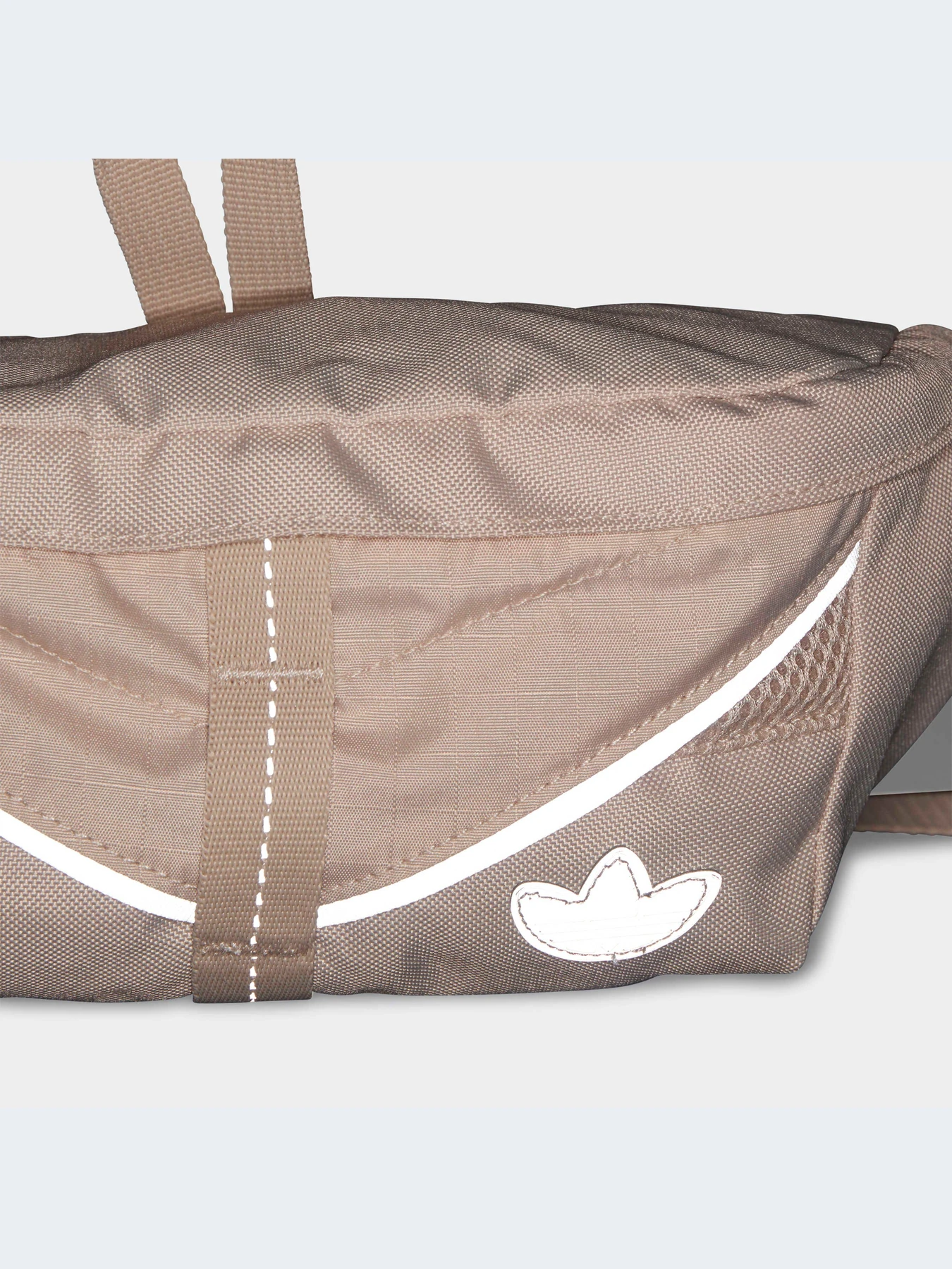 Сумки Adidas Adicolor модель IL4889 Сумки Adidas Adicolor модель IL4889 Фото