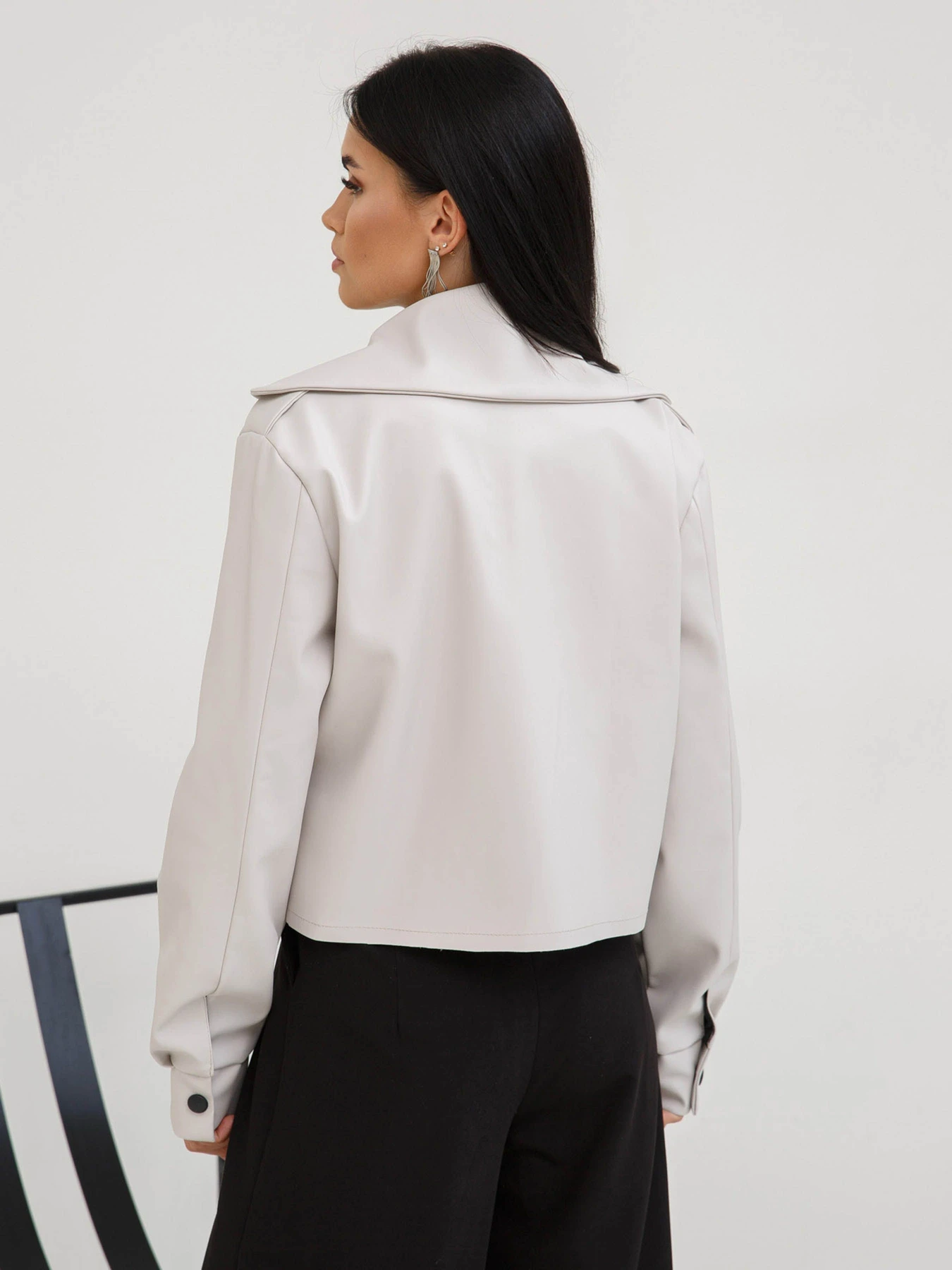 Куртки та дублянки Jadone Fashion модель Deyt_mol Куртки та дублянки Jadone Fashion модель Deyt_mol Фото