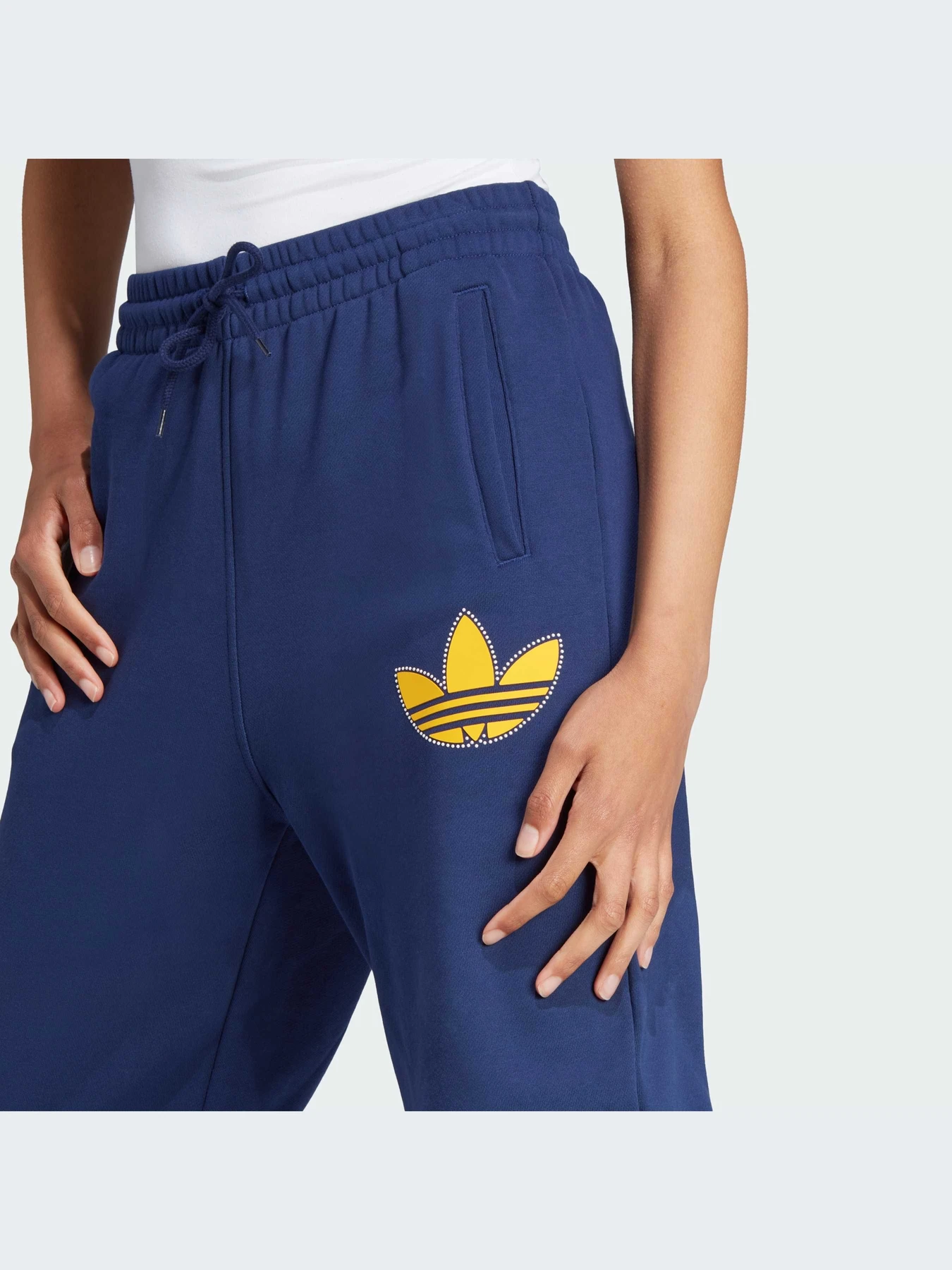 Брюки Adidas Trefoil модель IL2423 Брюки Adidas Trefoil модель IL2423 Фото