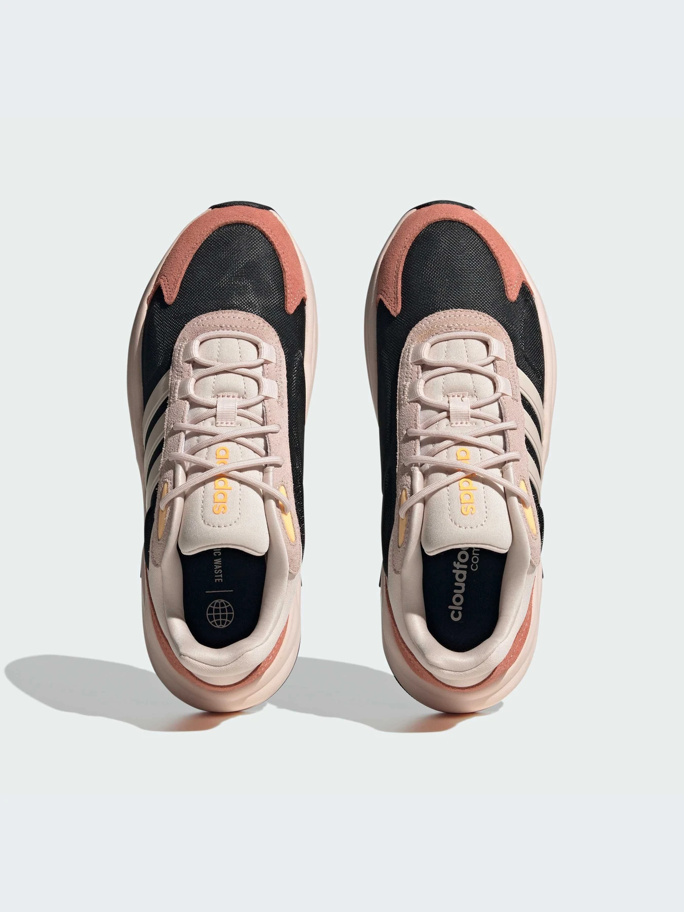 Кроссовки Adidas Ozweego модель IG9797 Фото