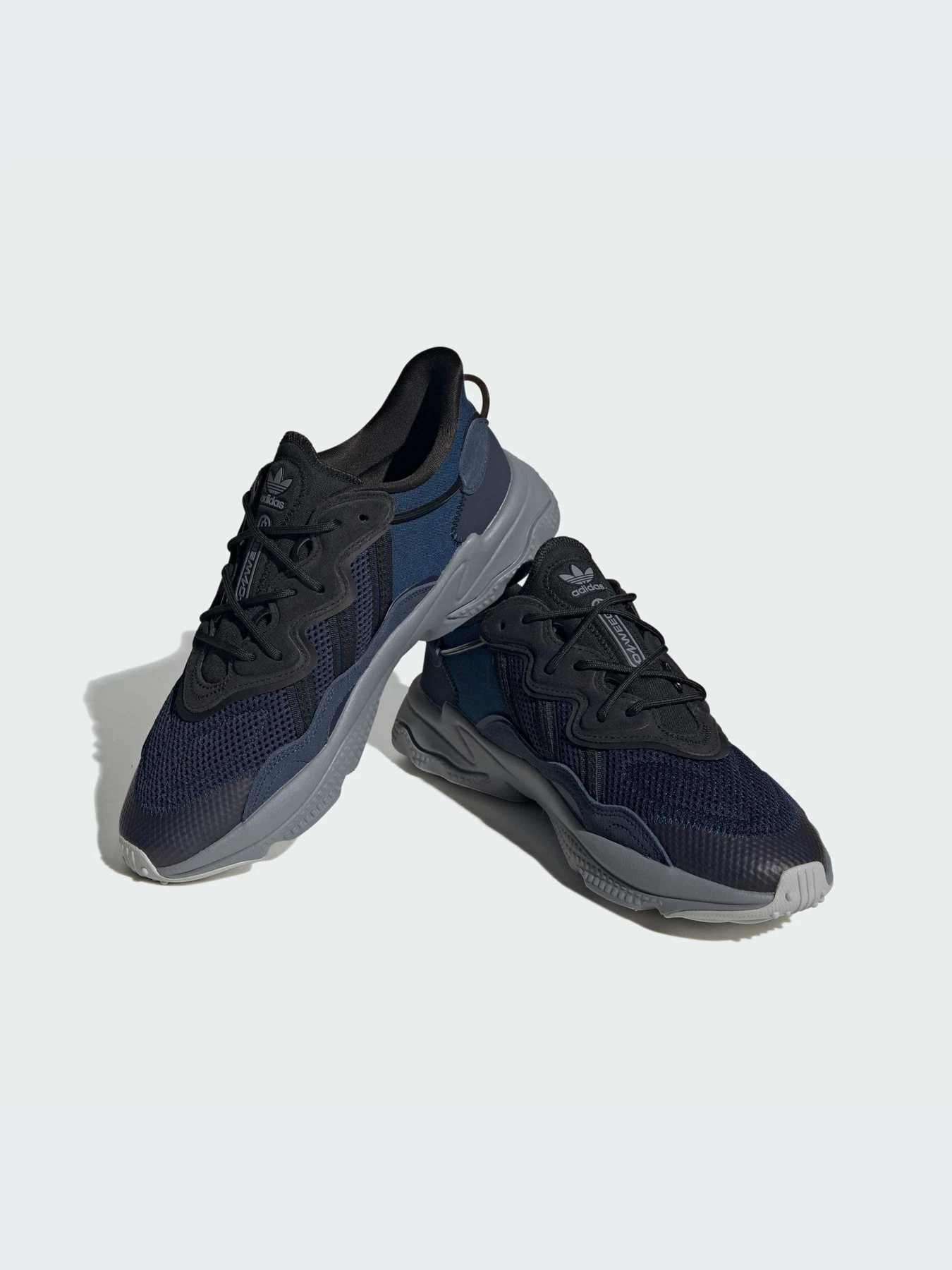 Кроссовки Adidas Ozweego модель IE4816 Кроссовки Adidas Ozweego модель IE4816 Фото