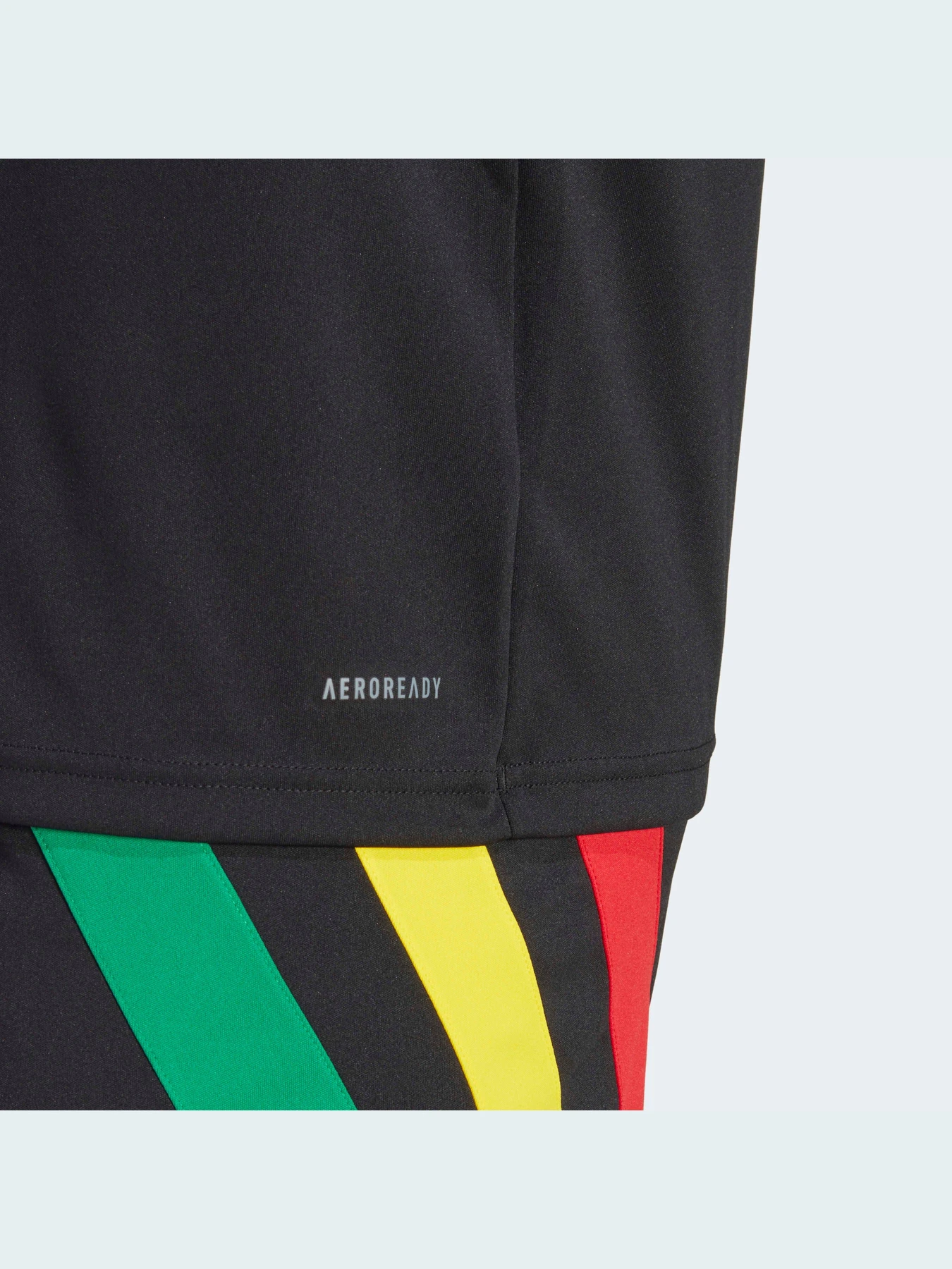 Футболки и поло Adidas модель IK5737 Футболки и поло Adidas модель IK5737 Фото