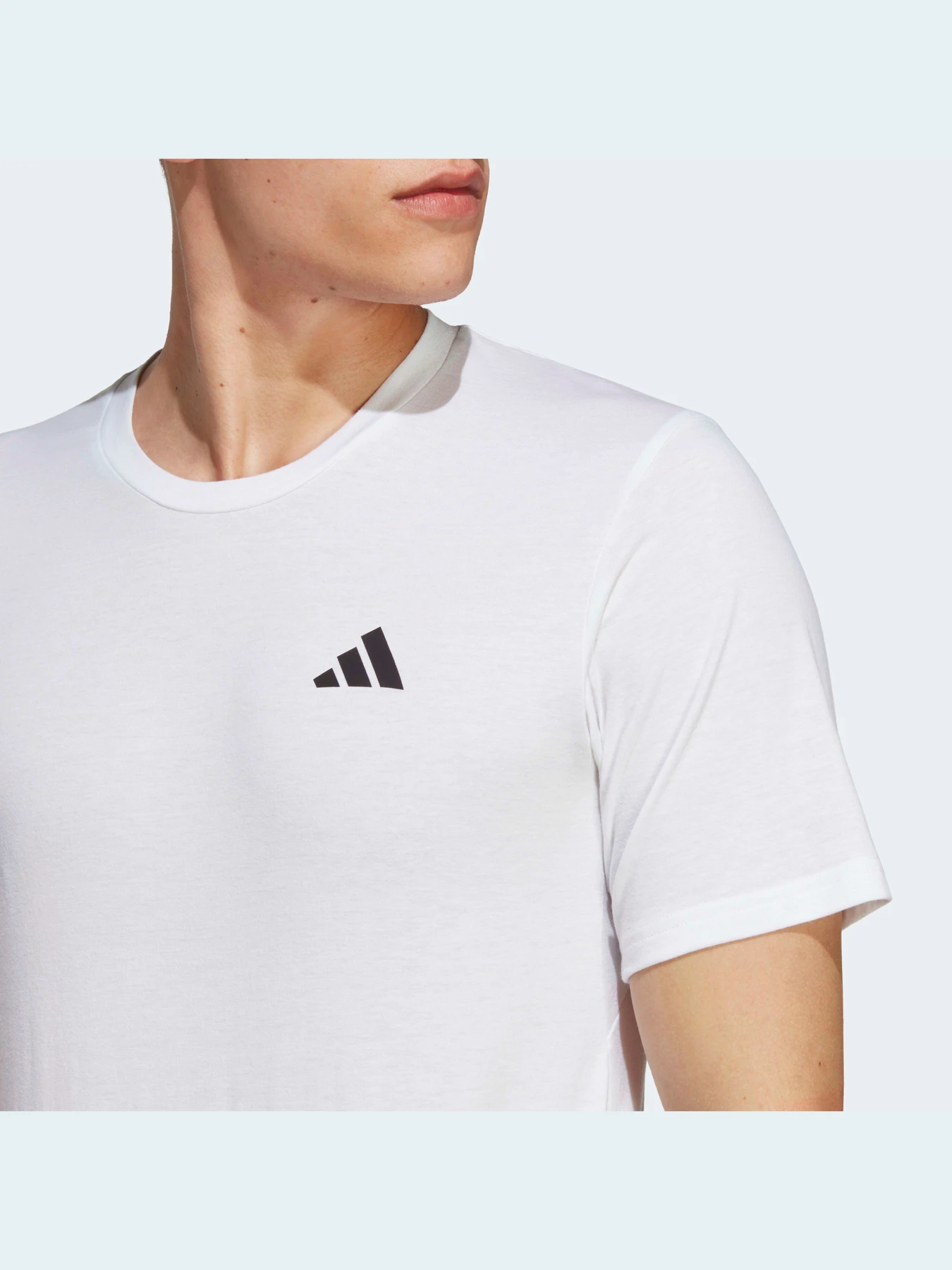 Футболки і поло Adidas модель IC7440 Футболки і поло Adidas модель IC7440 Фото
