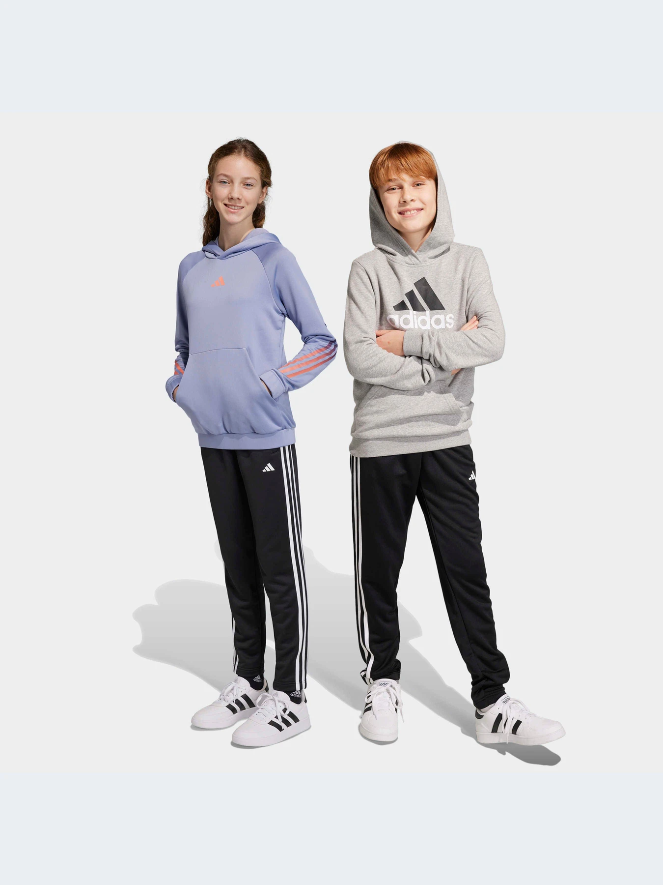 Брюки Adidas модель HY1098 Брюки Adidas модель HY1098 Фото