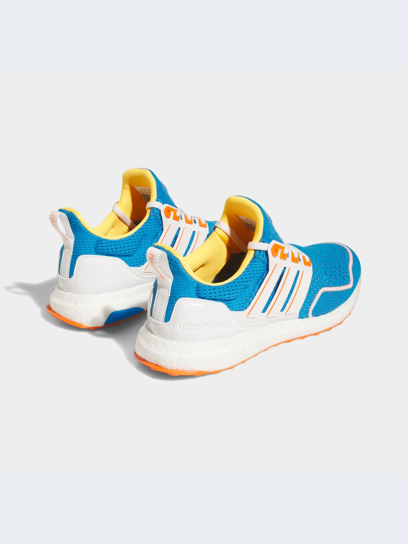 Кроссовки Adidas Ultraboost модель HR0080 Кроссовки Adidas Ultraboost модель HR0080 Фото
