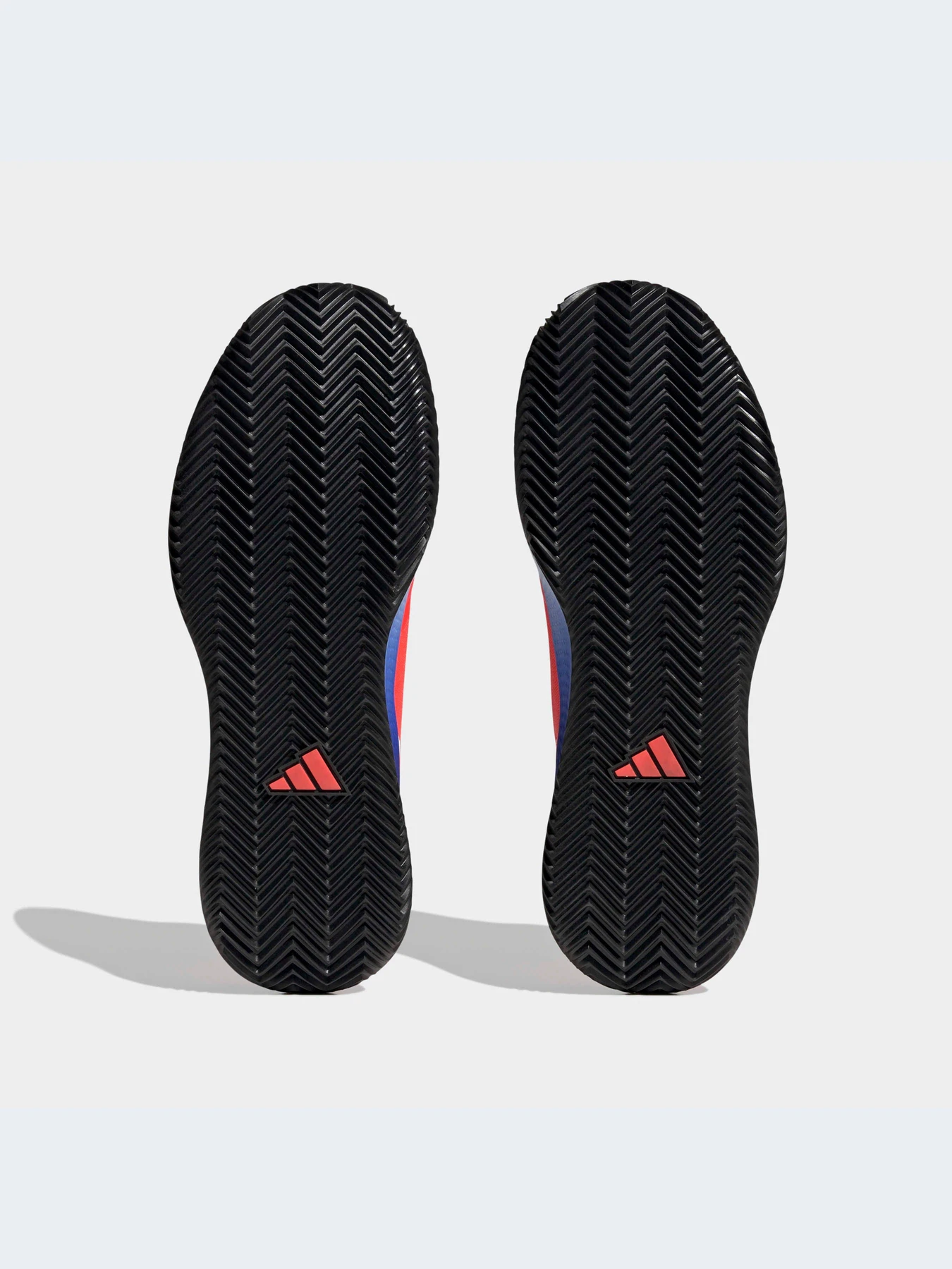 Кроссовки Adidas модель HQ8452 Фото