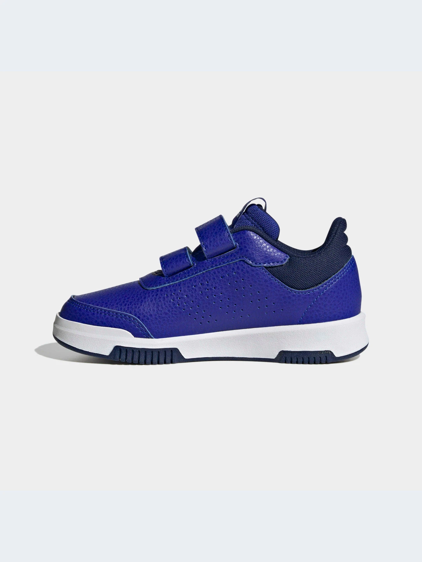 Кроссовки Adidas модель H06306 Кроссовки Adidas модель H06306 Фото