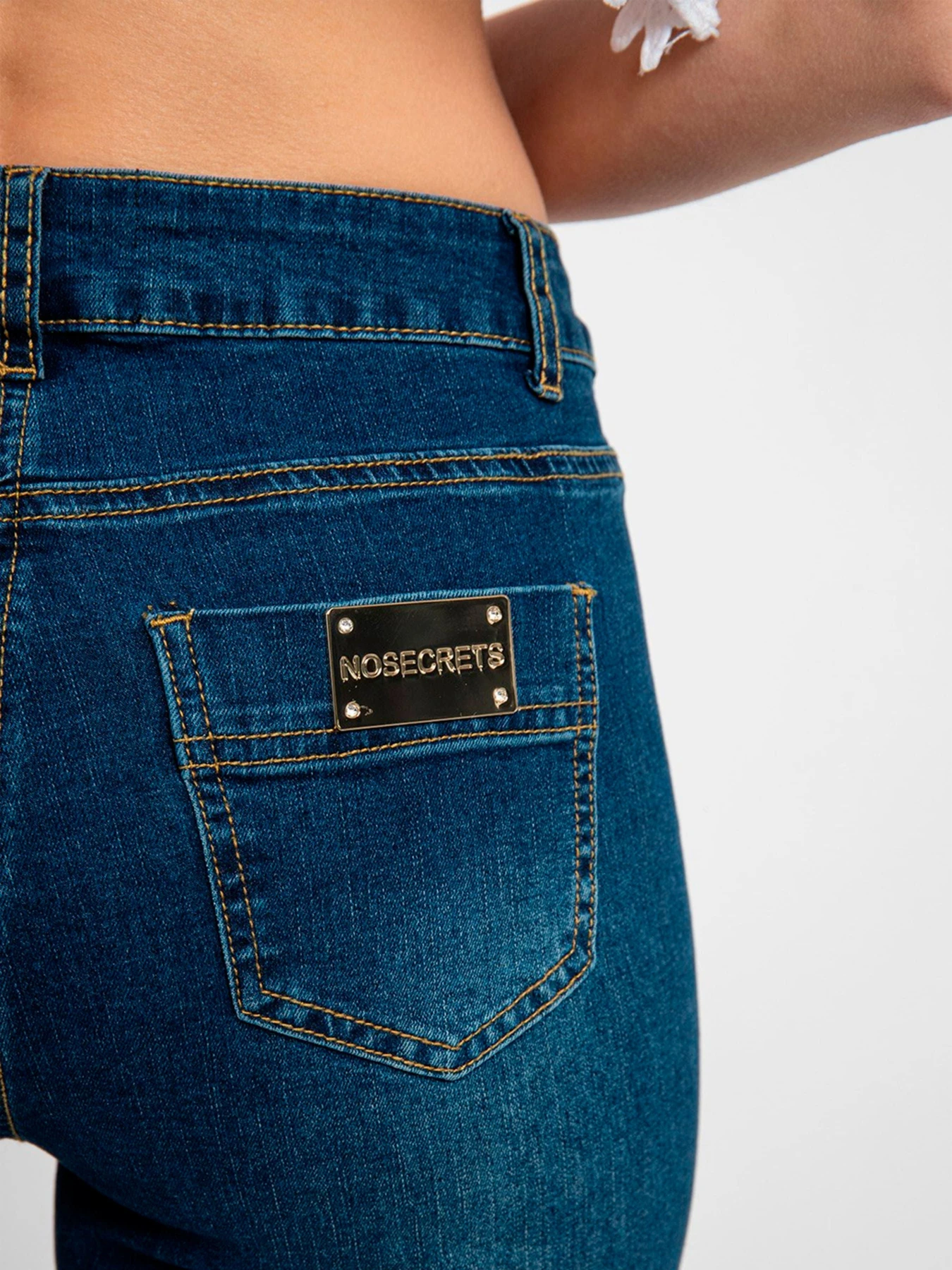 Джинси NOSECRETS модель 231NS303 Джинси NOSECRETS модель 231NS303 Фото