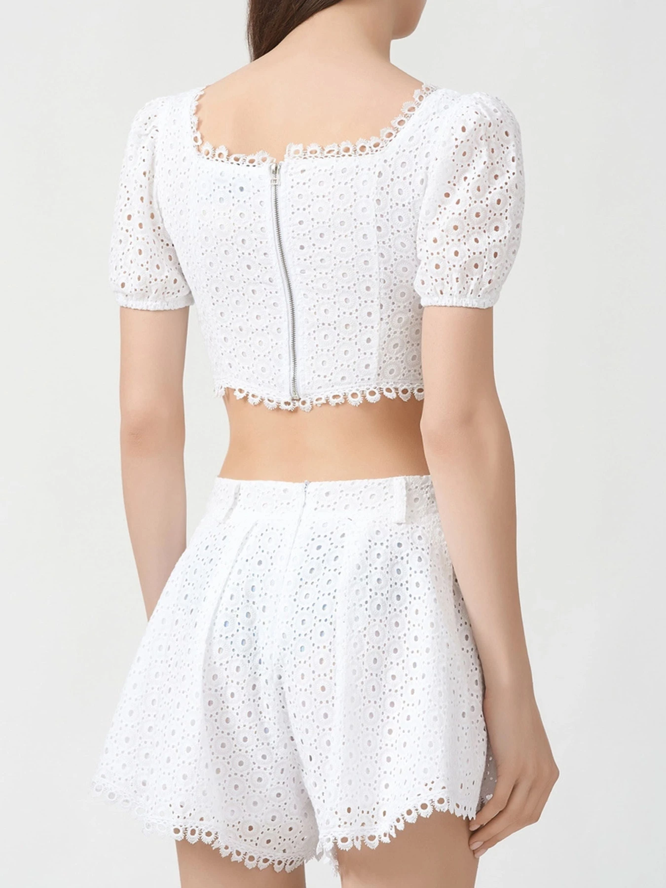 Шорты NOSECRETS модель 231NS033 Шорты NOSECRETS модель 231NS033 Фото