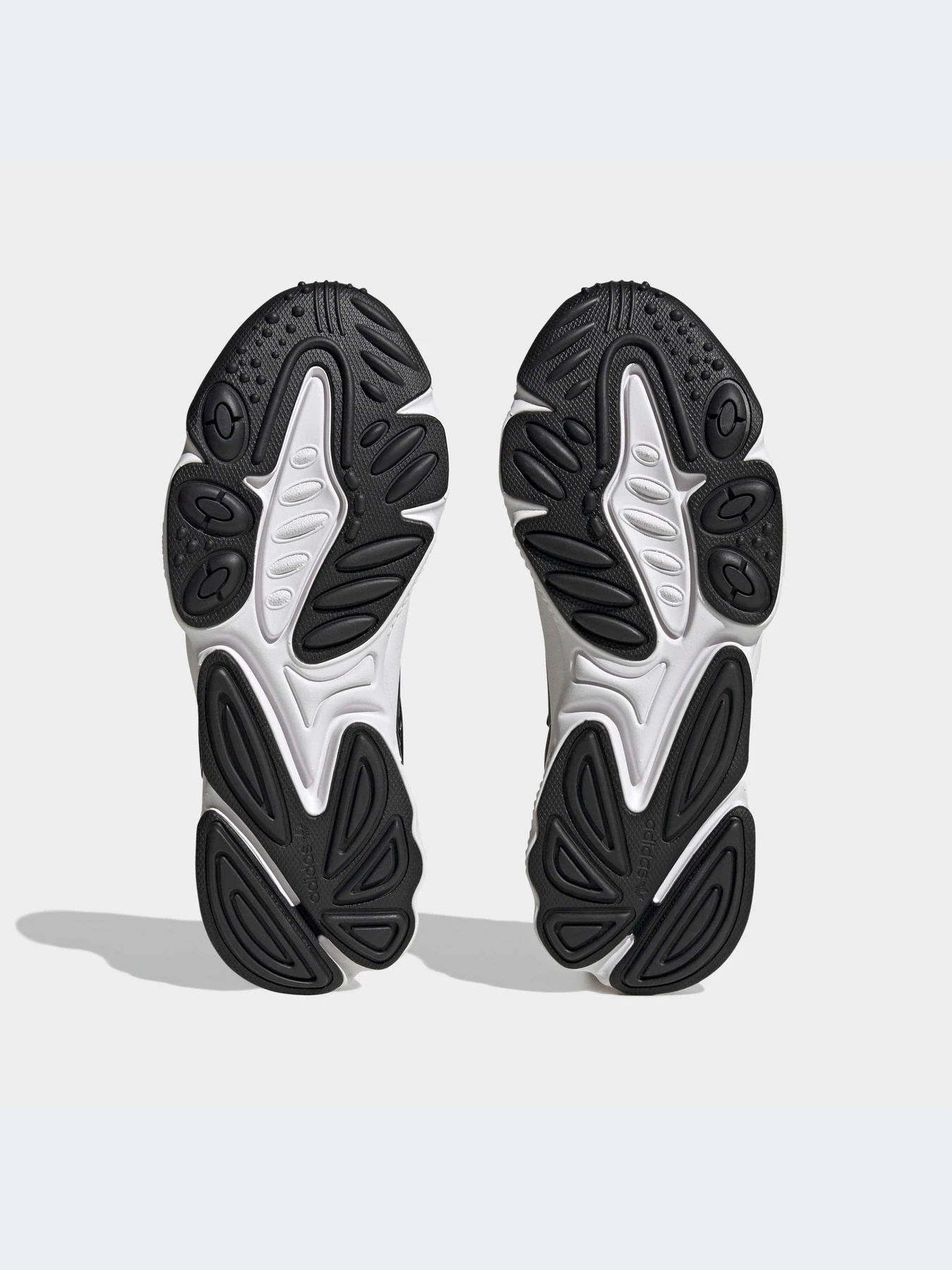 Кроссовки Adidas Ozweego модель GZ9406 Кроссовки Adidas Ozweego модель GZ9406 Фото