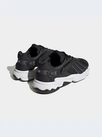 Кроссовки Adidas Ozweego модель GZ9406 Фото