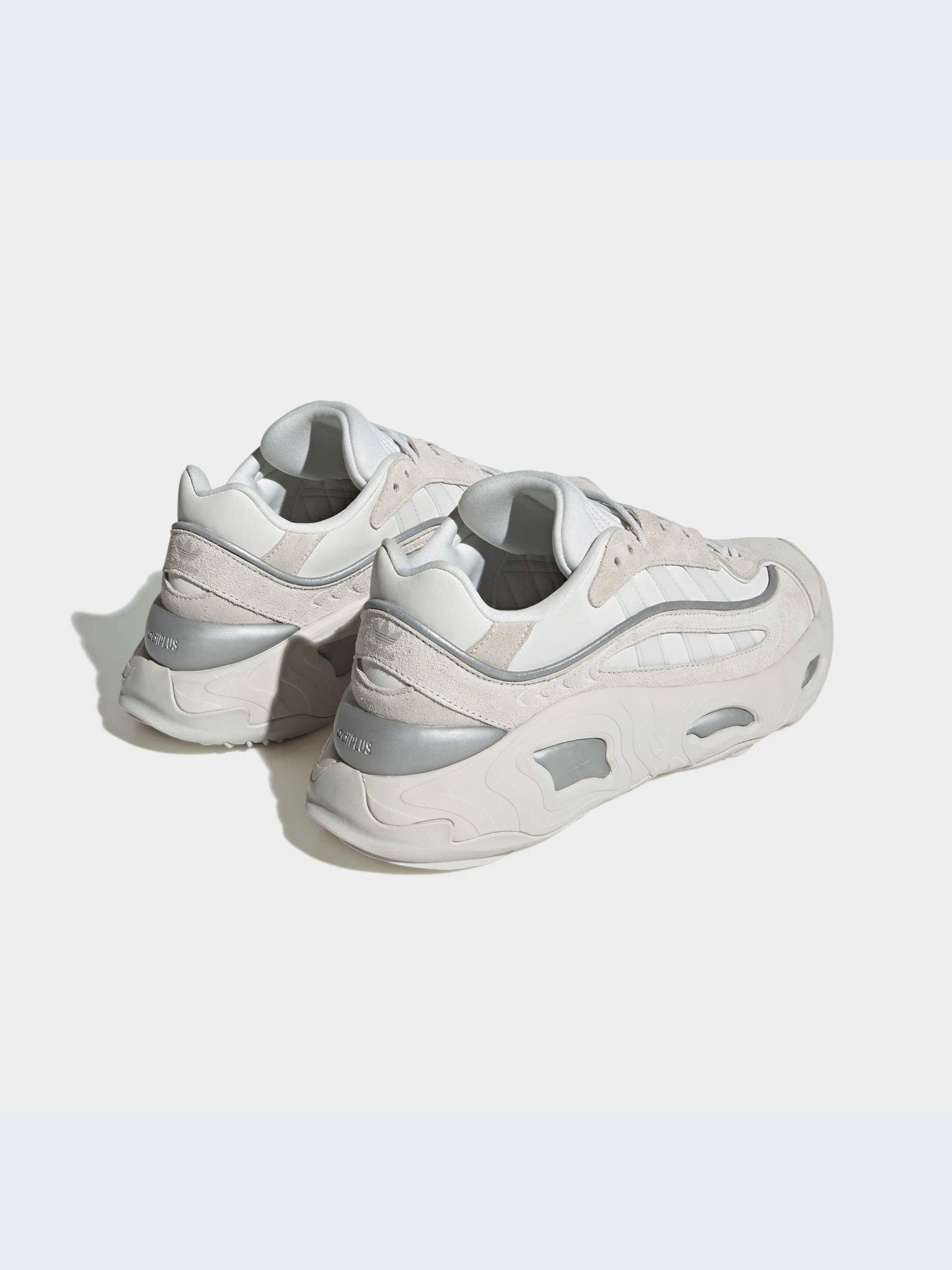 Кроссовки Adidas Ozweego модель HQ1972 Кроссовки Adidas Ozweego модель HQ1972 Фото